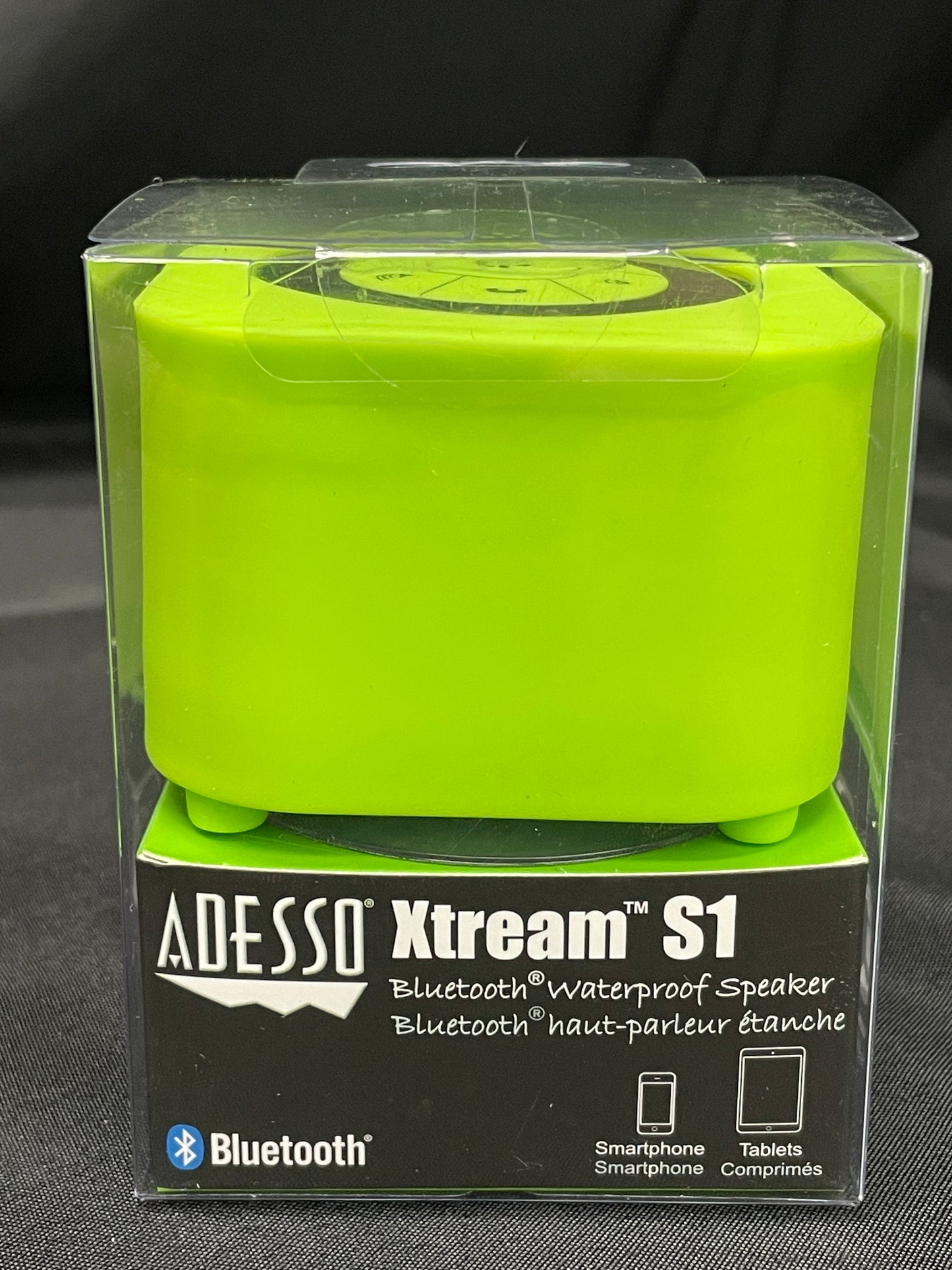 Adesso-Xtream-S1-Bluetooth-Speaker--green-