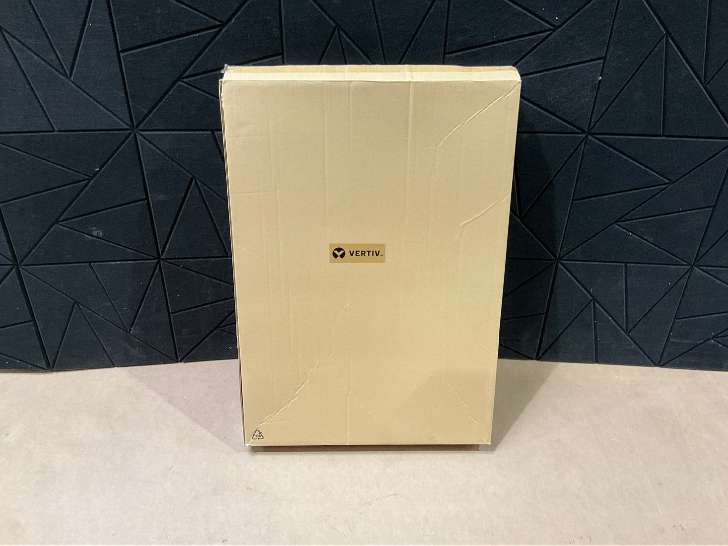 Vertiv-1U-Depth-Adj-Fixed-Shelf