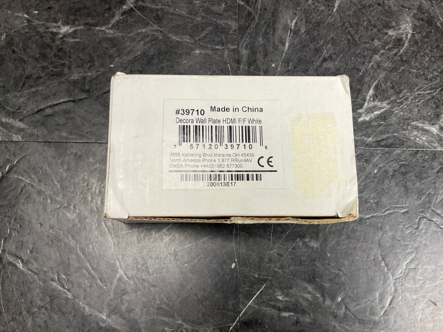 C2G-Legrand-HDMI-VGA-Wall-Plate