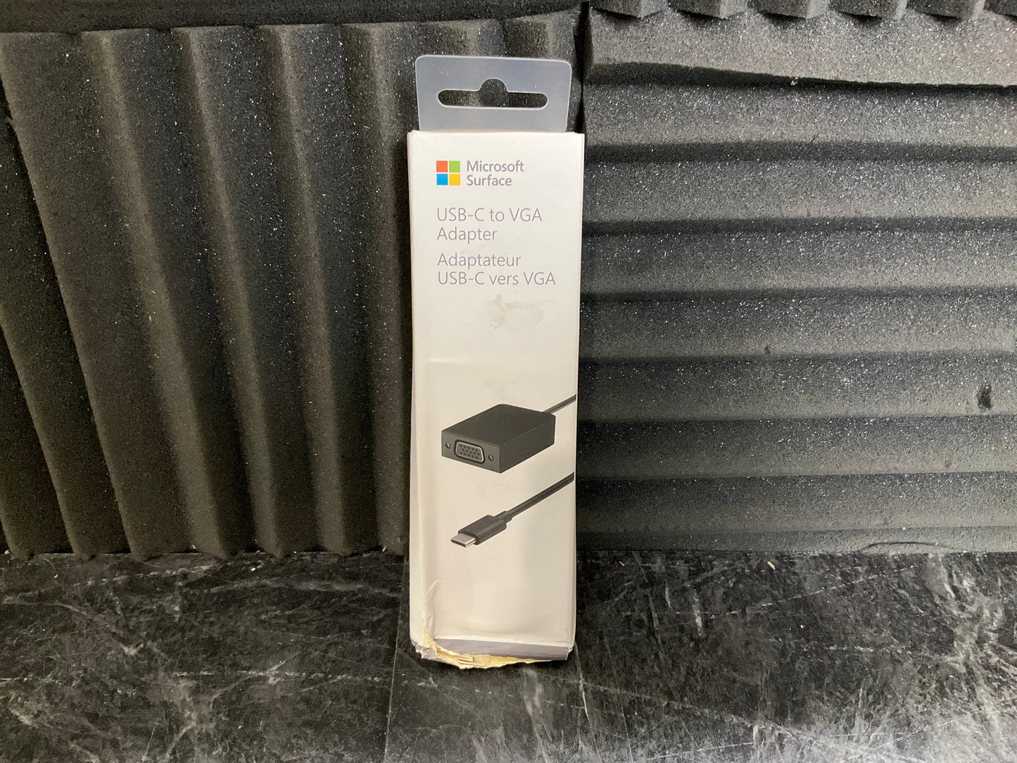 Microsoft-Surface-USB-C-to-VGA-Adapter