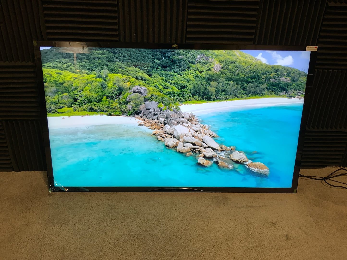 Samsung-55--Commercial-Outdoor-LED-LCD-Signage-Display--1080p-