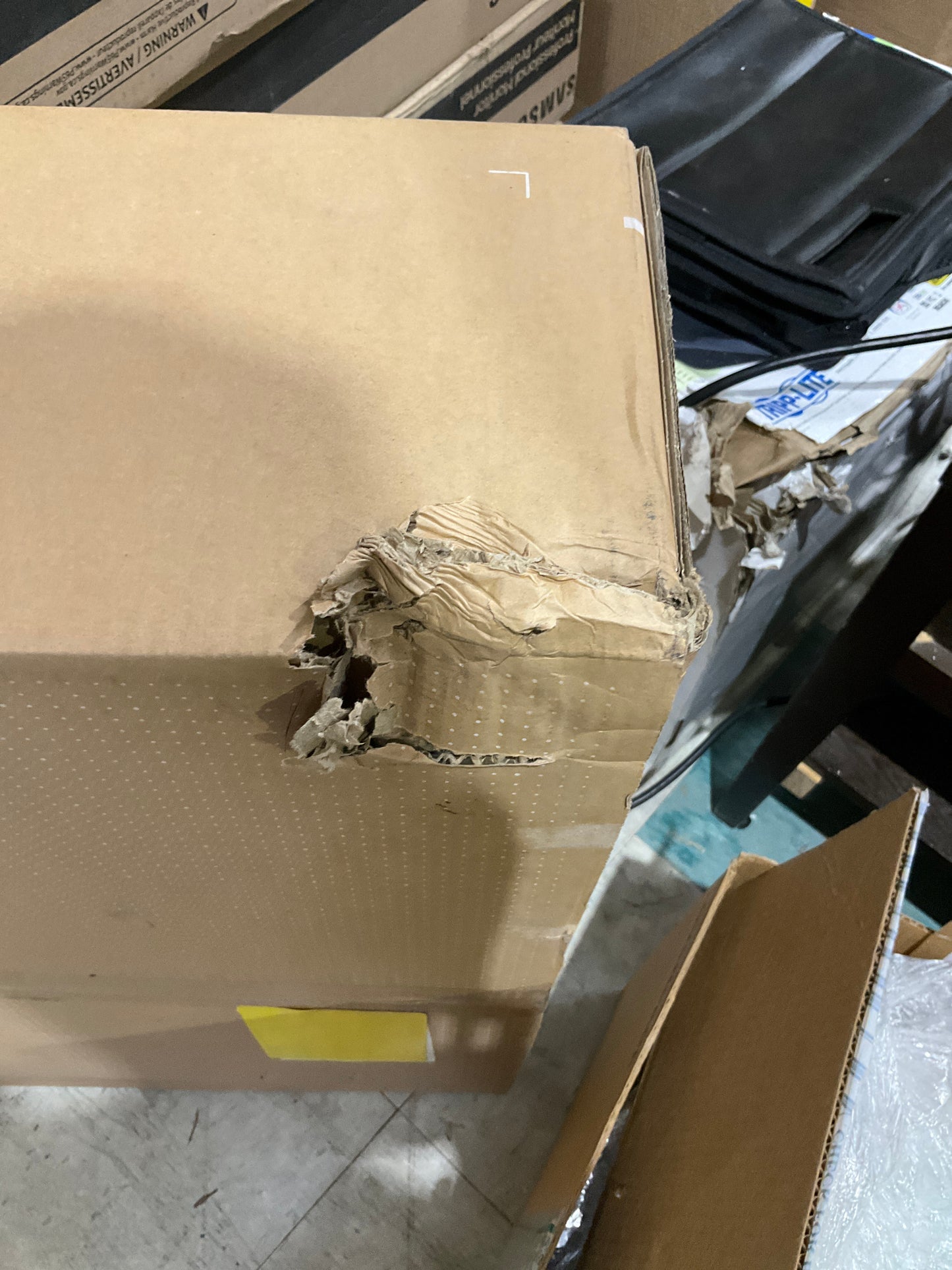 Samsung-LED-Cabinet--2-5mm-Pixel-Pitch-