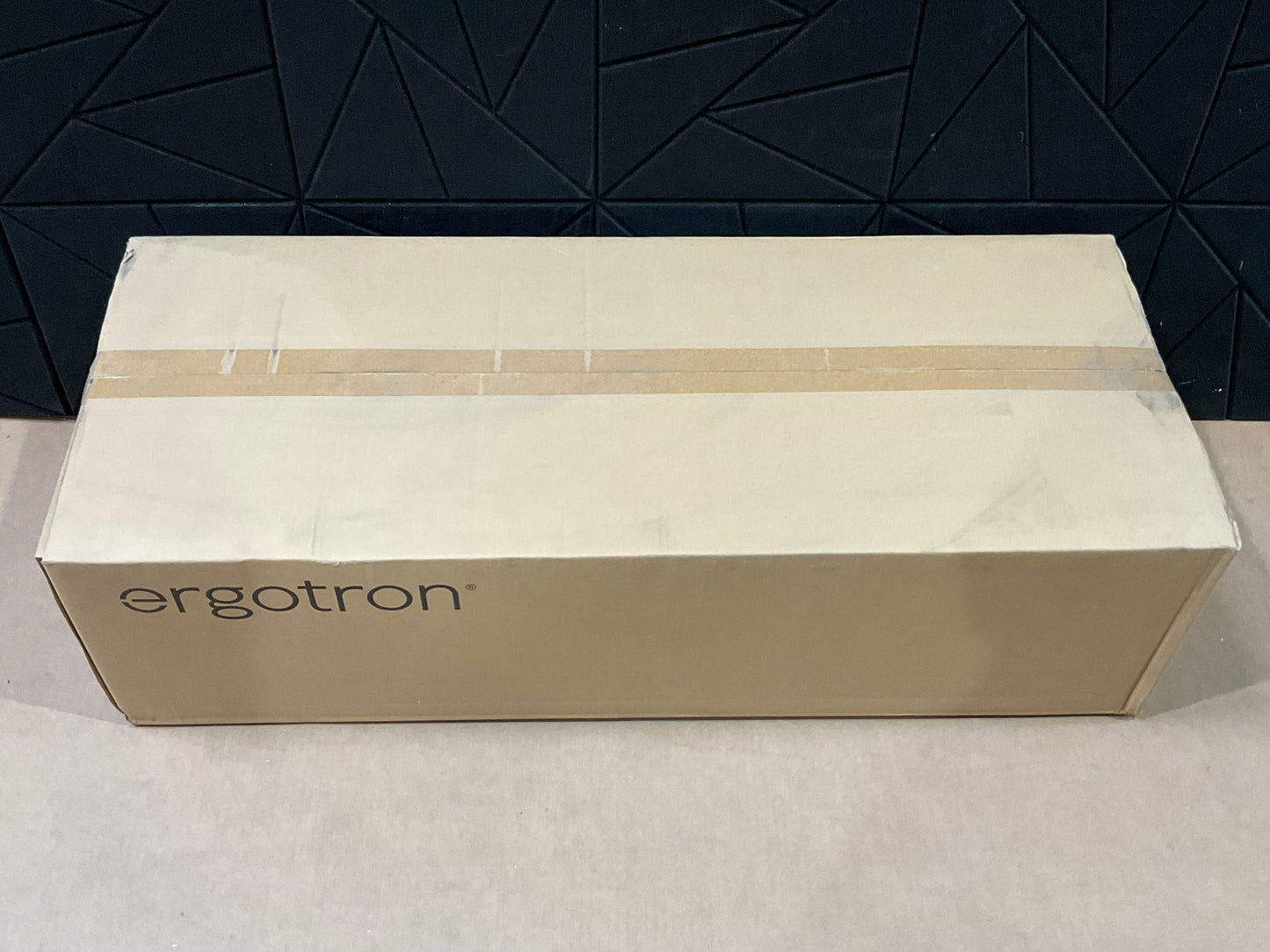Ergotron-StyleView-Vertical-Lift