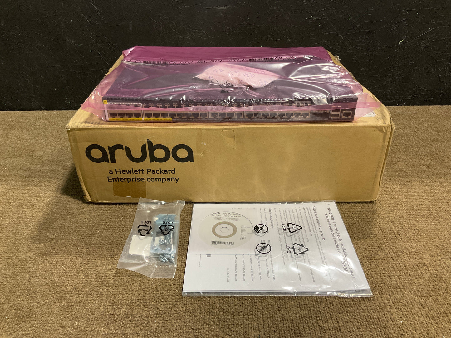 HPE-Aruba-2930M-36-port-Gigabit---4-port-Gigabit-SFP---8-port-10-Gigabit-PoE-Switch