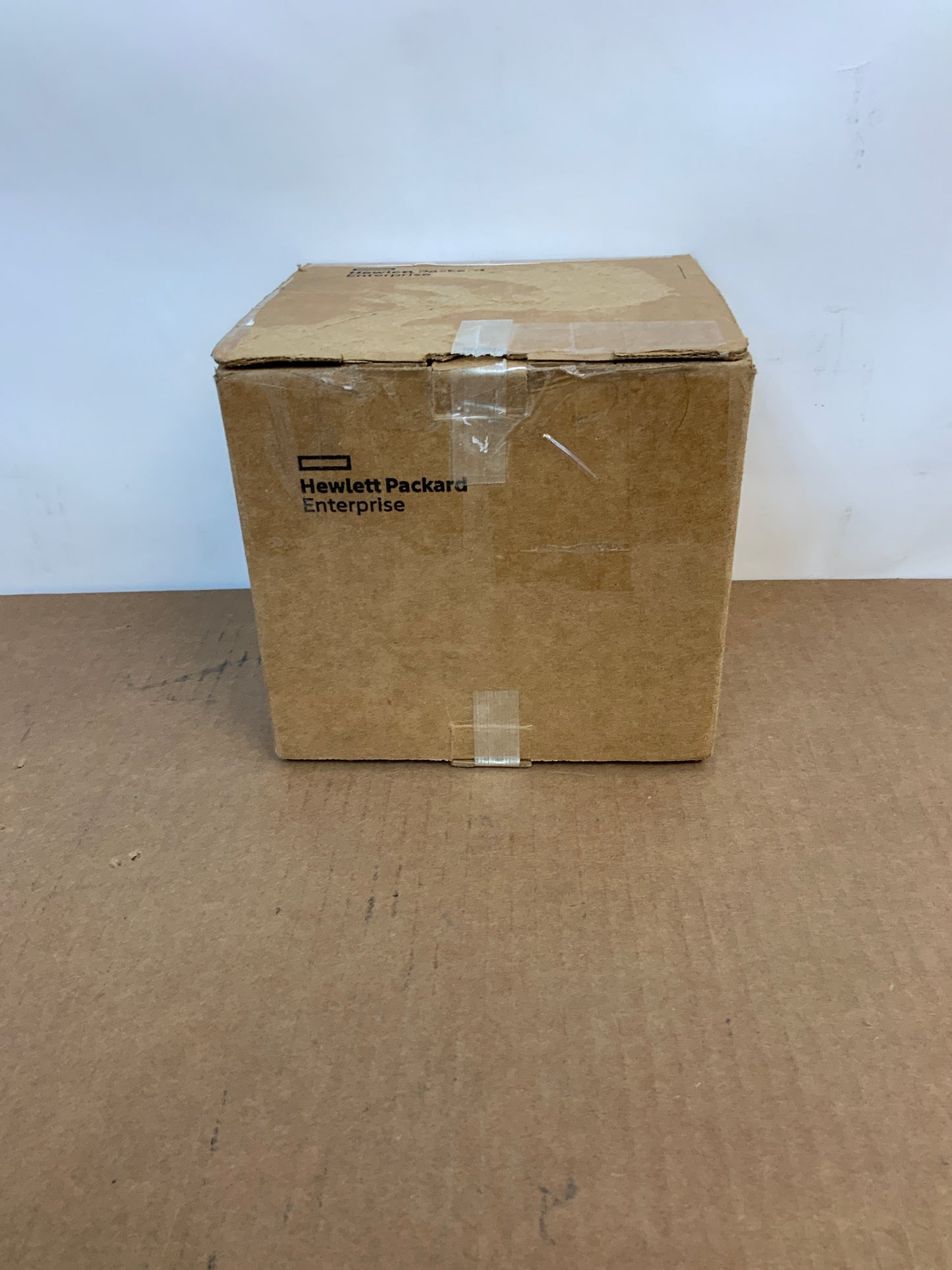HPE-Intel-Xeon-Silver-4210-2200Mhz--13-75MB-Cache--Deca-Core-Processor--ProLiant-DL360-Gen10-