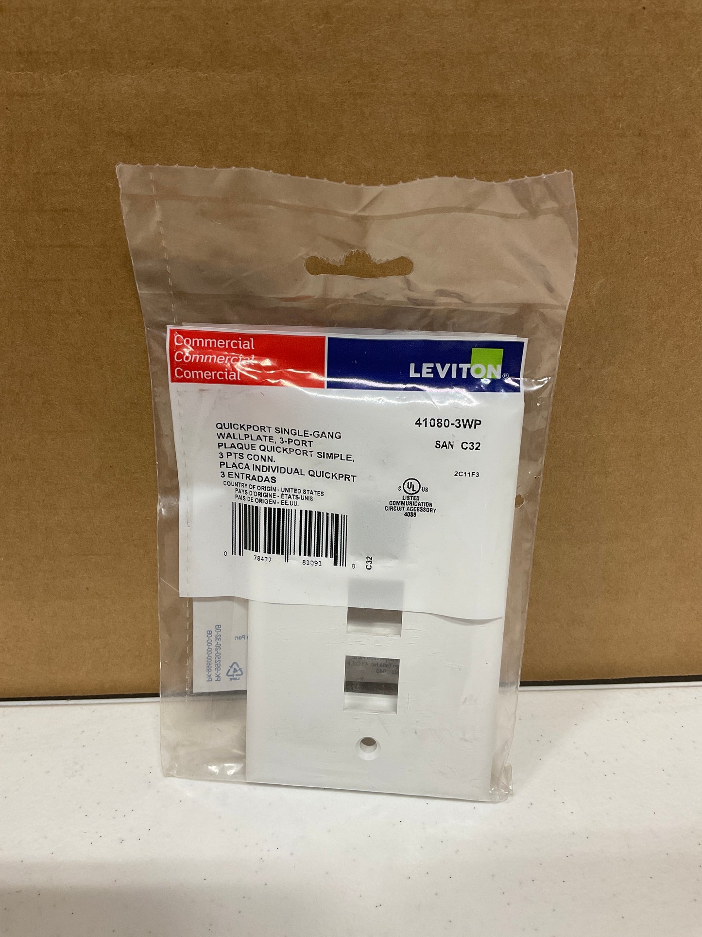 Leviton-Single-Gang-3-port-Wallplate--white-