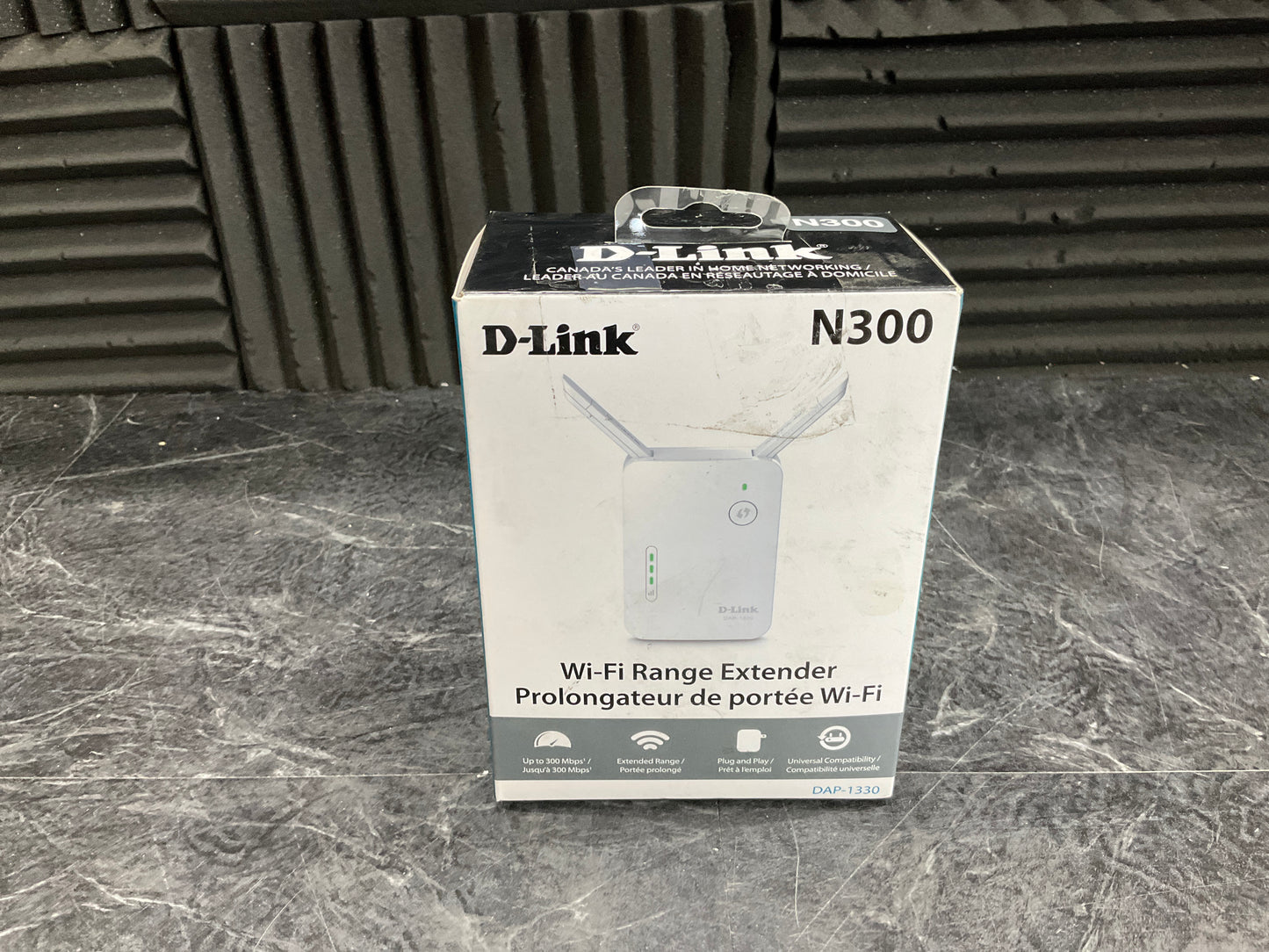 DLink-N300-Wi-Fi-Range-Extender