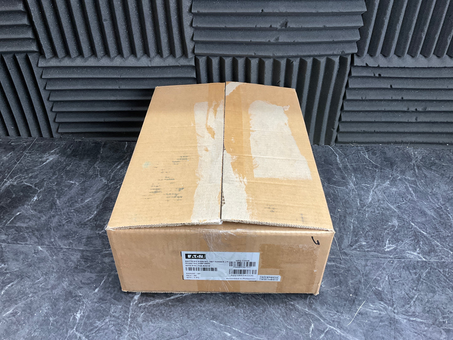 Eaton-External-Battery-Pack--5P750-5P850-