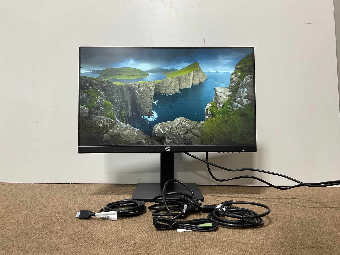 HP-P24h-G4-23-8--LED-LCD-Display--1080p-