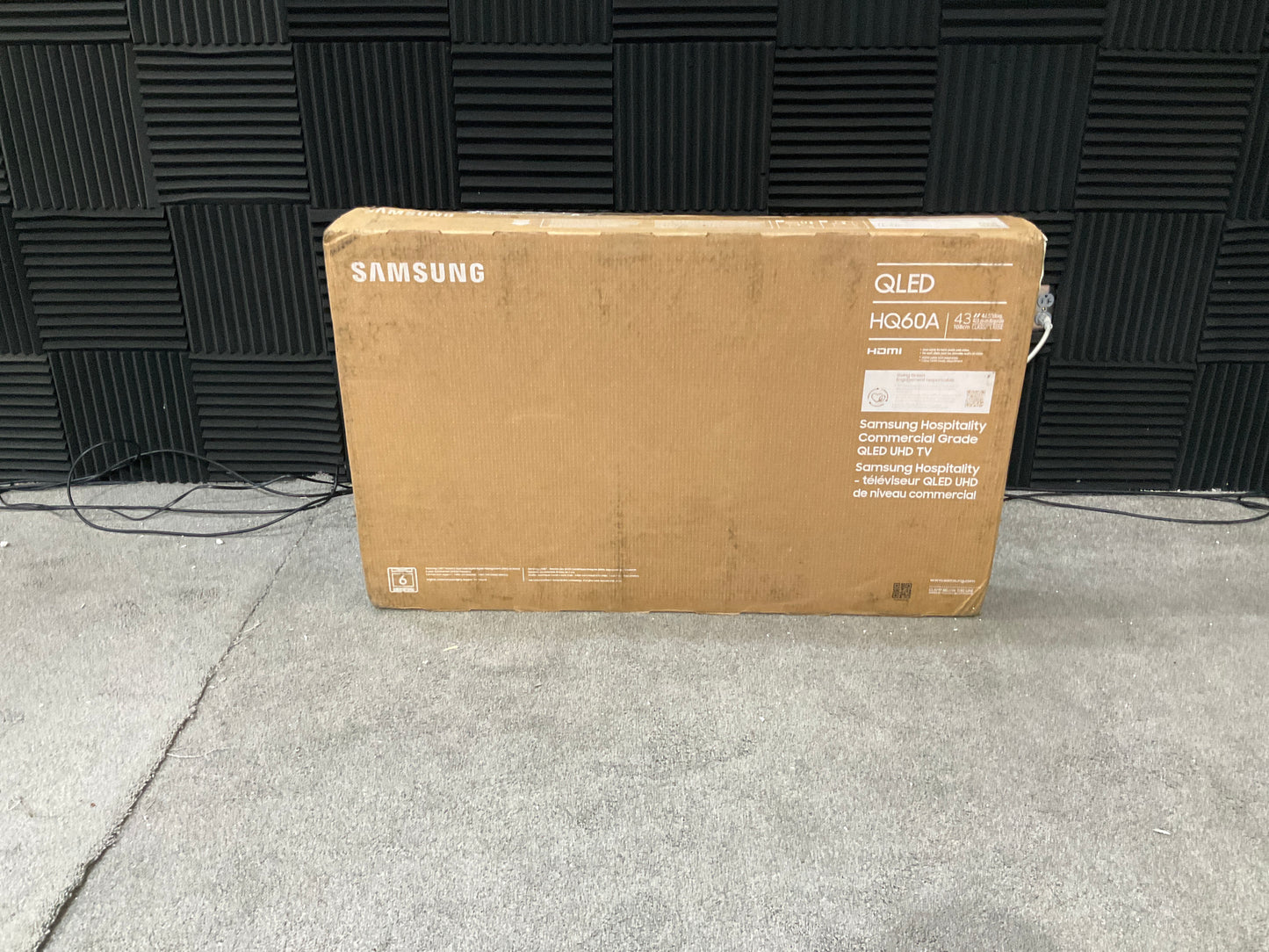 Samsung-HQ60A-43--LED-LCD-Hospitality-TV--4K-