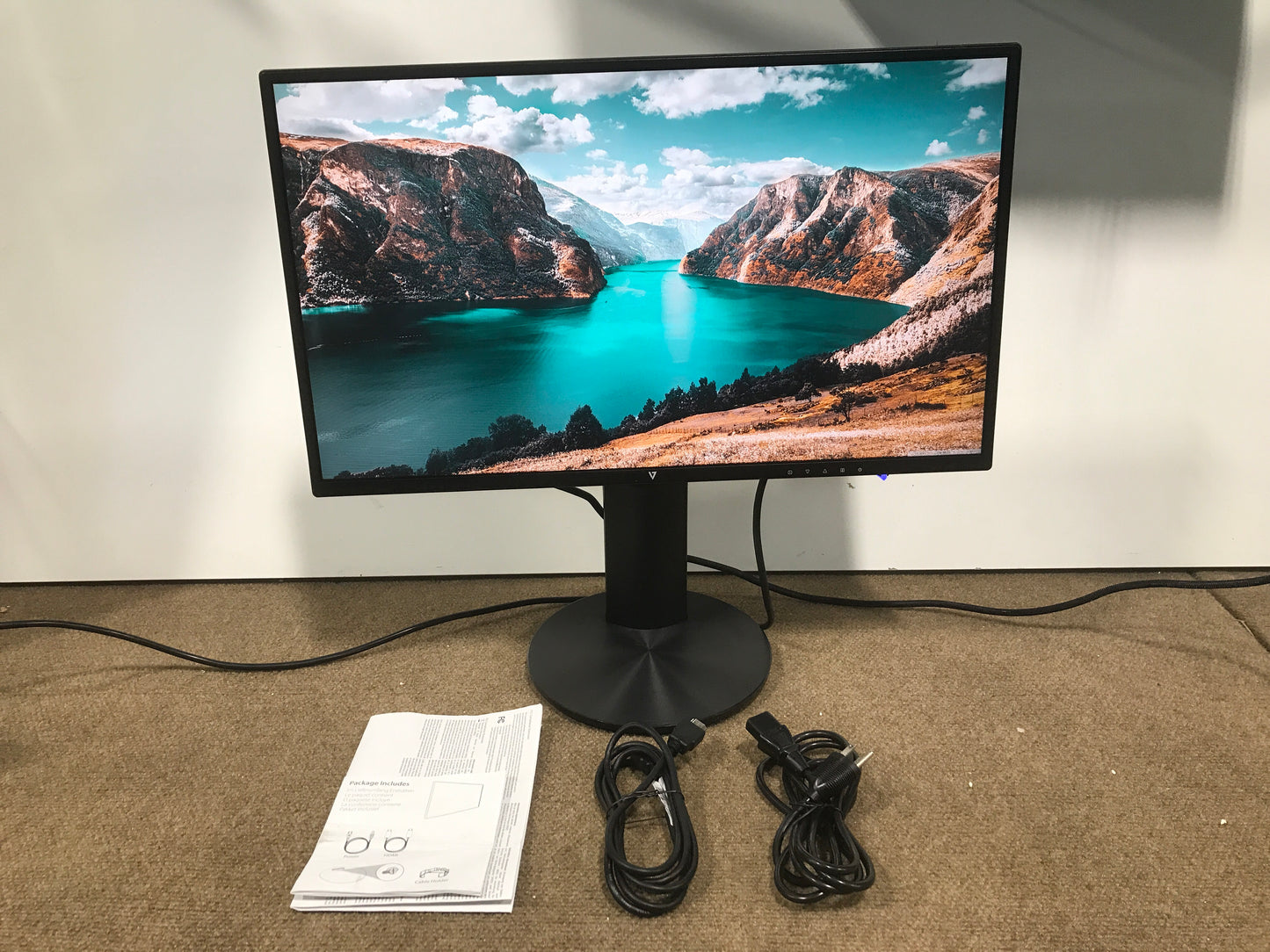 V7-23-8--LED-LCD-Display