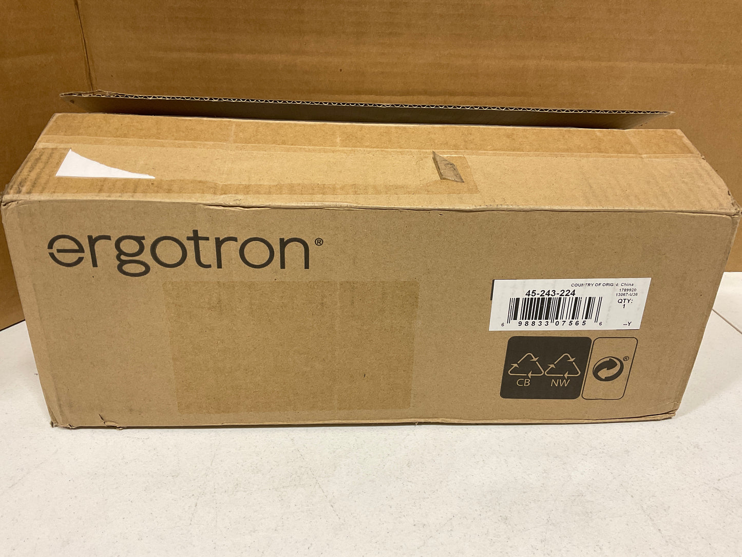 Ergotron-LX-Wall-Mount-with-LCD-Arm
