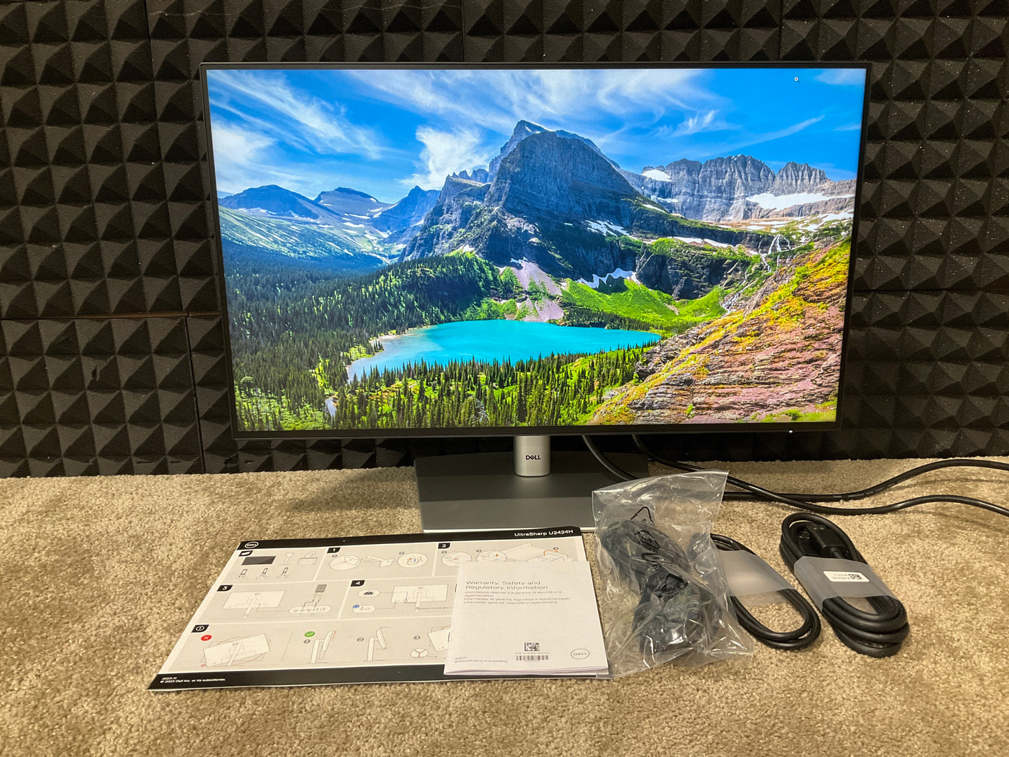Dell-UltraSharp-U2424H-24--USB-C-LED-LCD-Monitor--1080p-