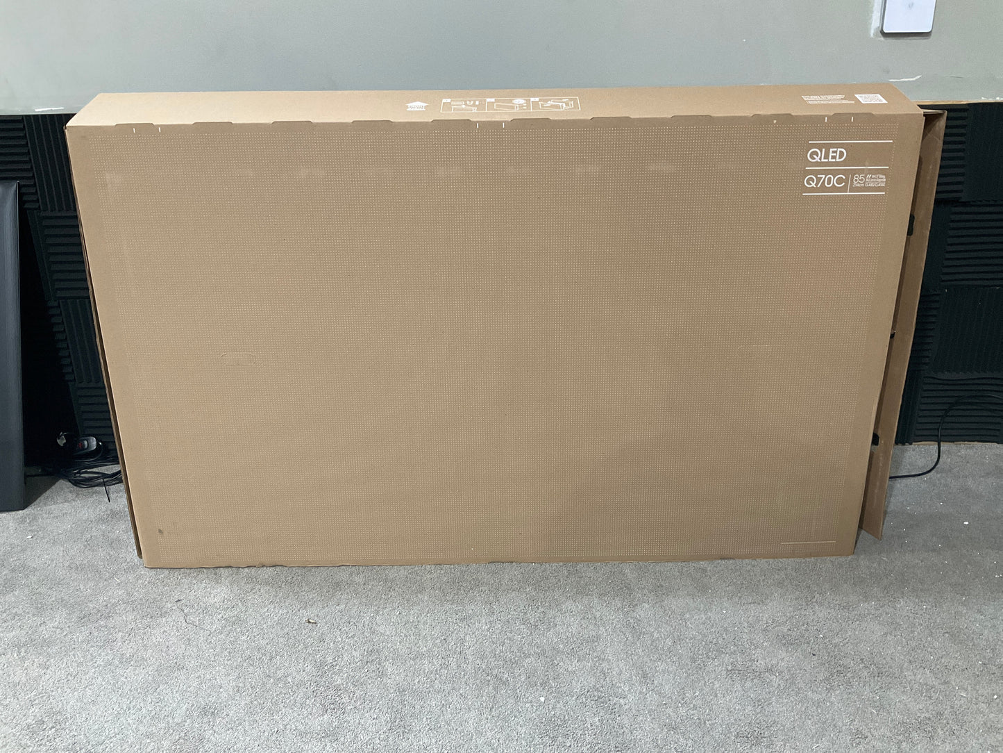 Samsung-Q70C-85--QLED-Smart-TV--4K-