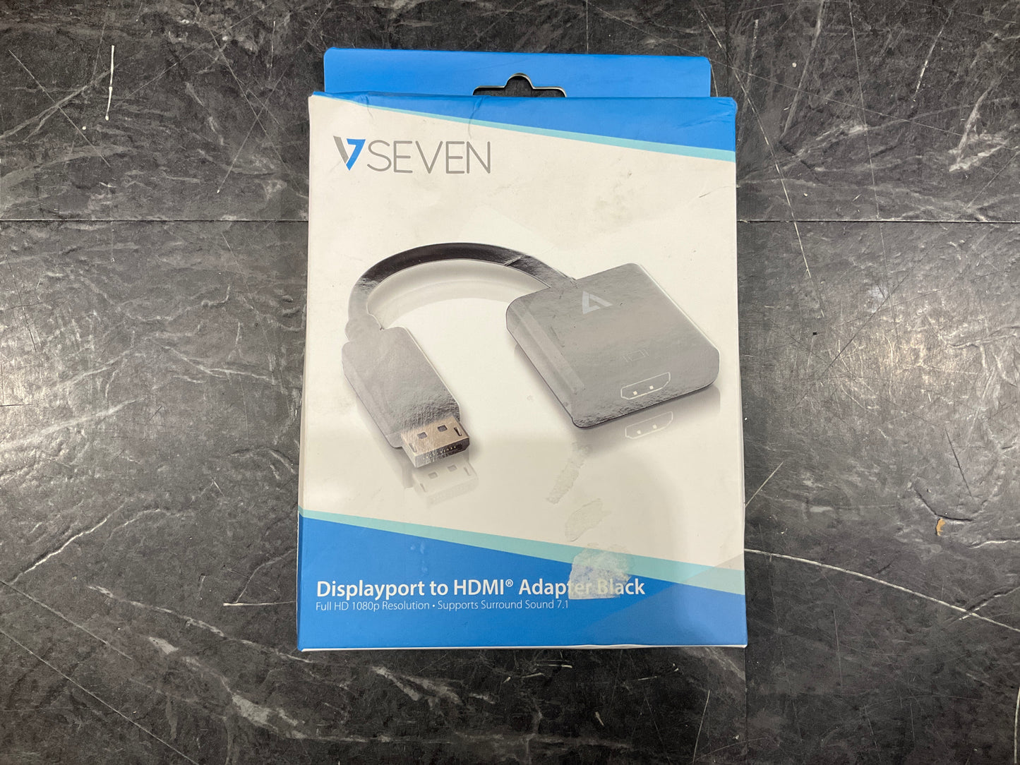 V7-DisplayPort-to-HDMI-Adapter-