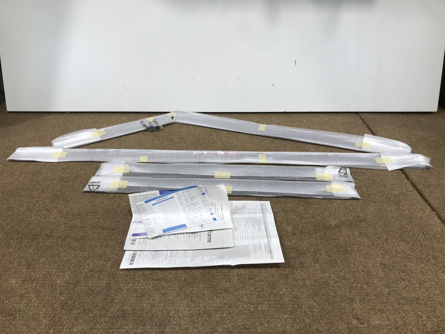 Samsung-50--TV-Customizable-Frame--2020---brown-