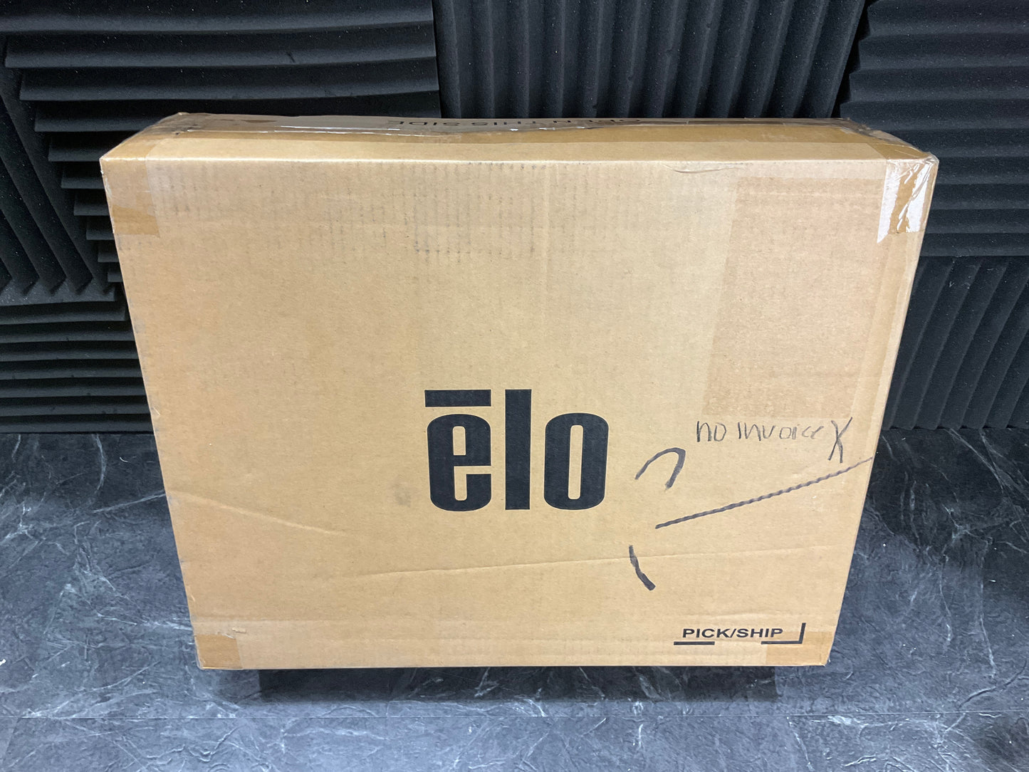 Elo-X2-15-15--AiO-Touch-Computer--N3160-2GB-128GB-W10-