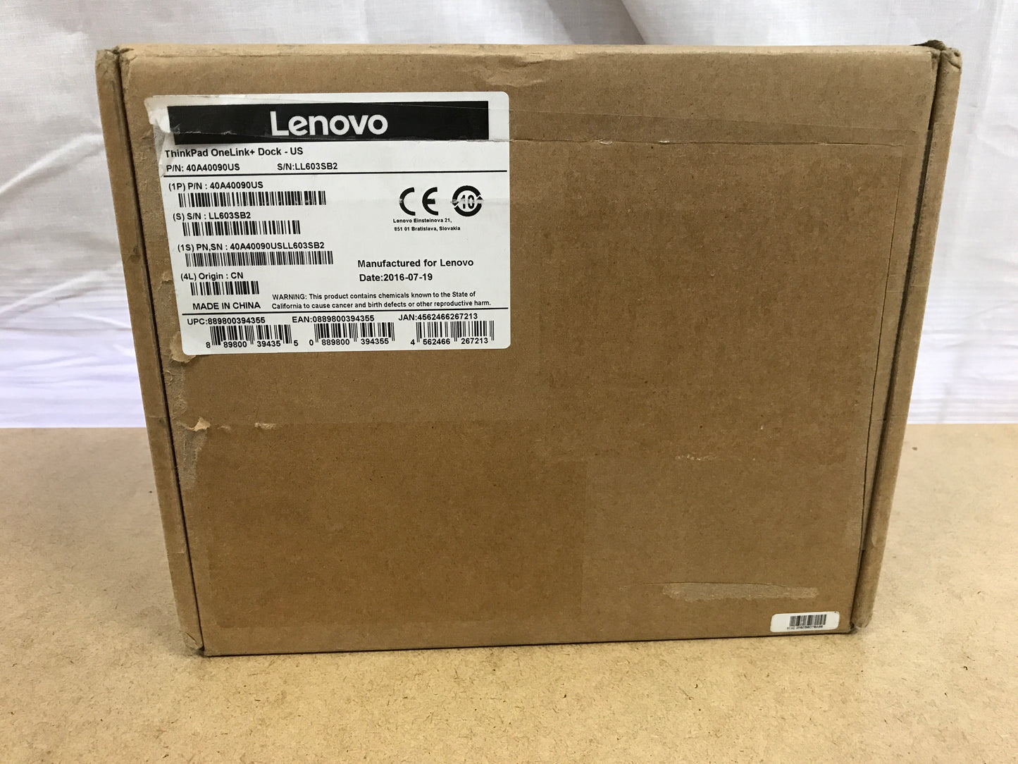 Lenovo-ThinkPad-OneLink-Plus-Dock--X1-Yoga-14-