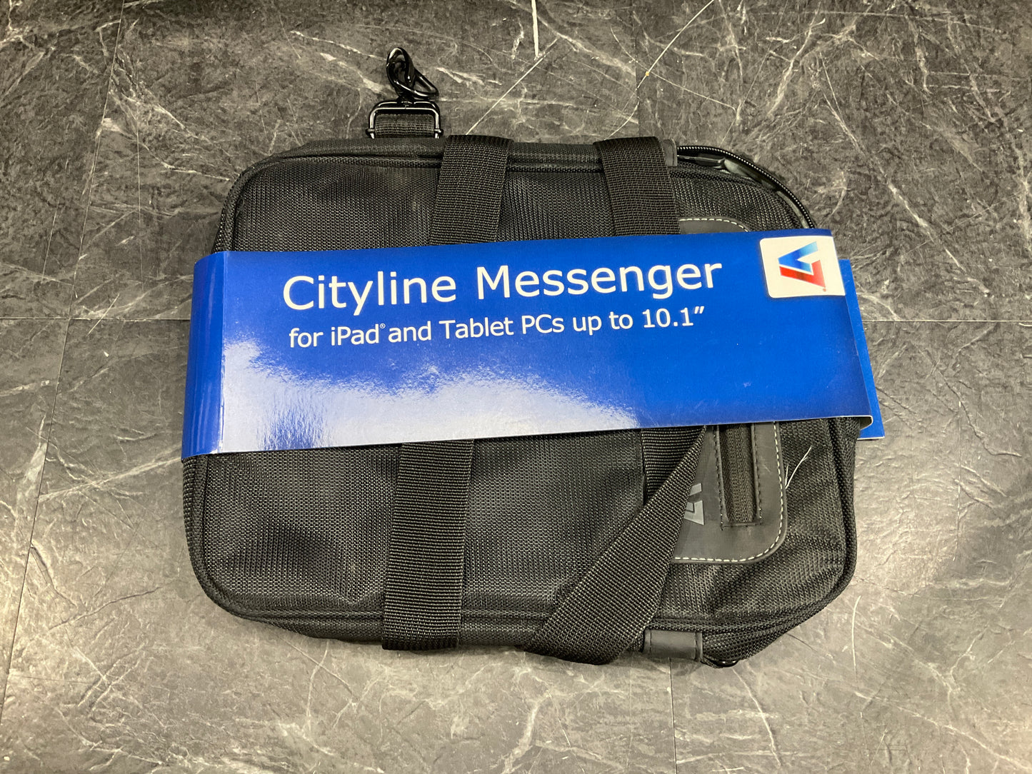 V7-Vertical-Messenger--iPad-Tablet-