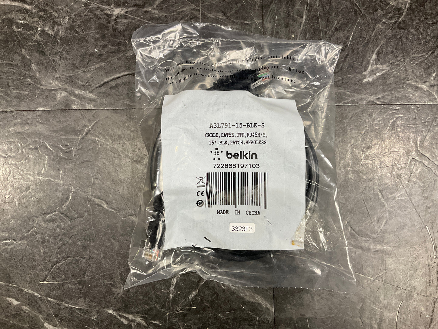 Belkin-RJ45-CAT-5e-Patch-Cable,-Snagless-Molded---15-feet--black-