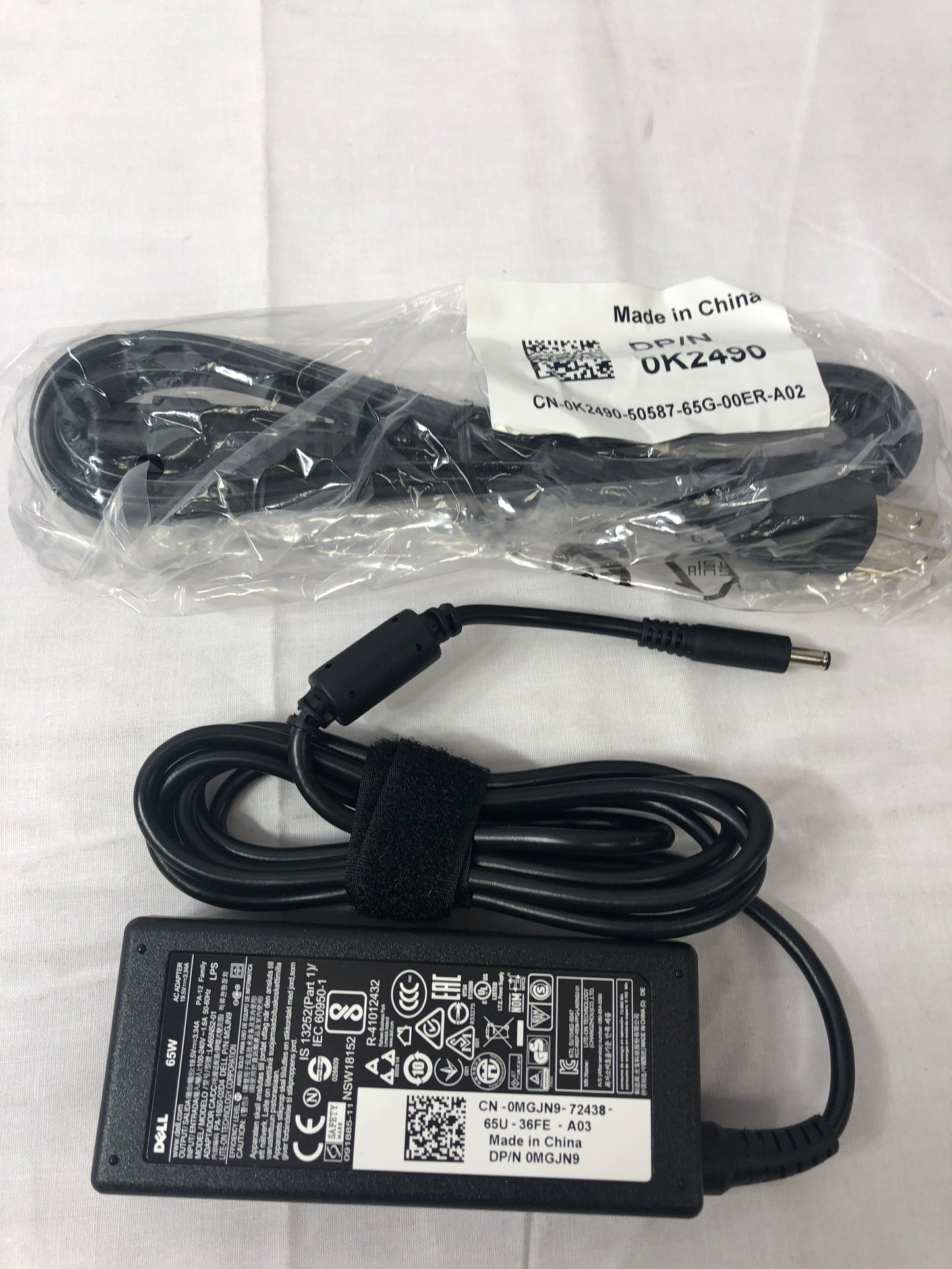 Dell-AC-Adapter--Inspiron-11-3147-