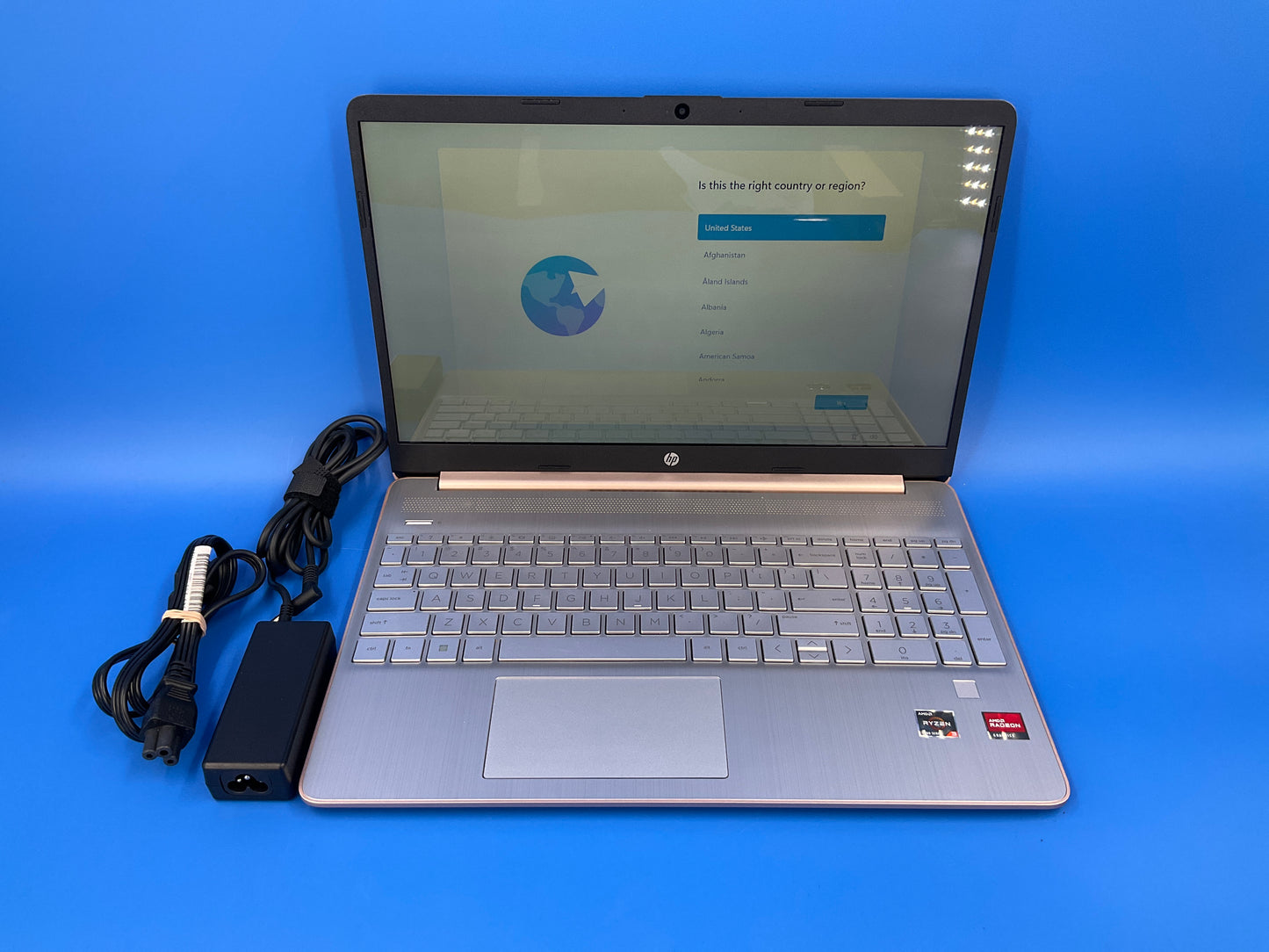 HP-Laptop-15-ef2006ds-R3-5300U-8GB-512GB-BT5-WiFi6-15-6W-W11H