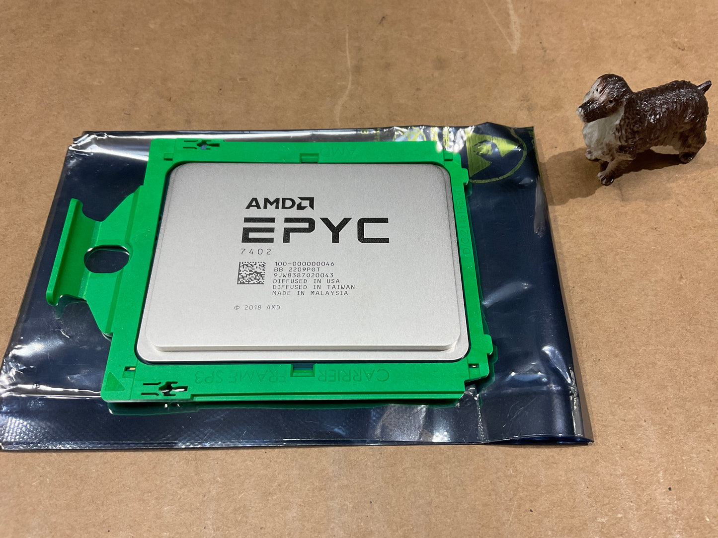 AMD-EPYC-7402-2-8Ghz-Twenty-Four-Core-Processor