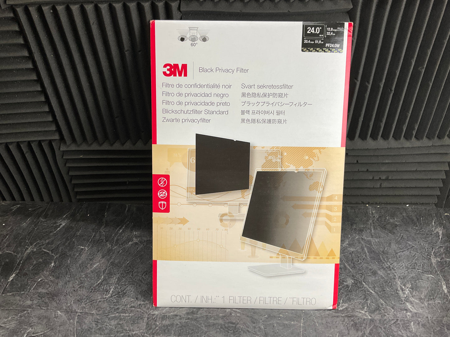 3M-Privacy-Filter--MacBook-Pro-2021--