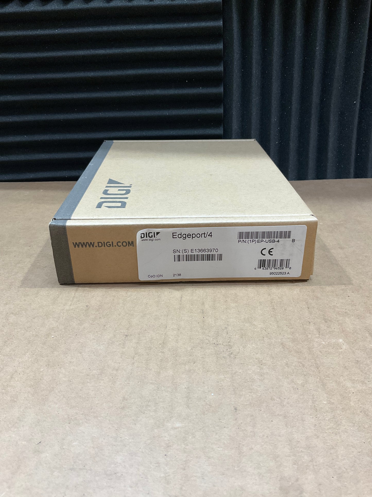 Digi-International-EdgePort-4-4-port-USB-Serial-Adapter