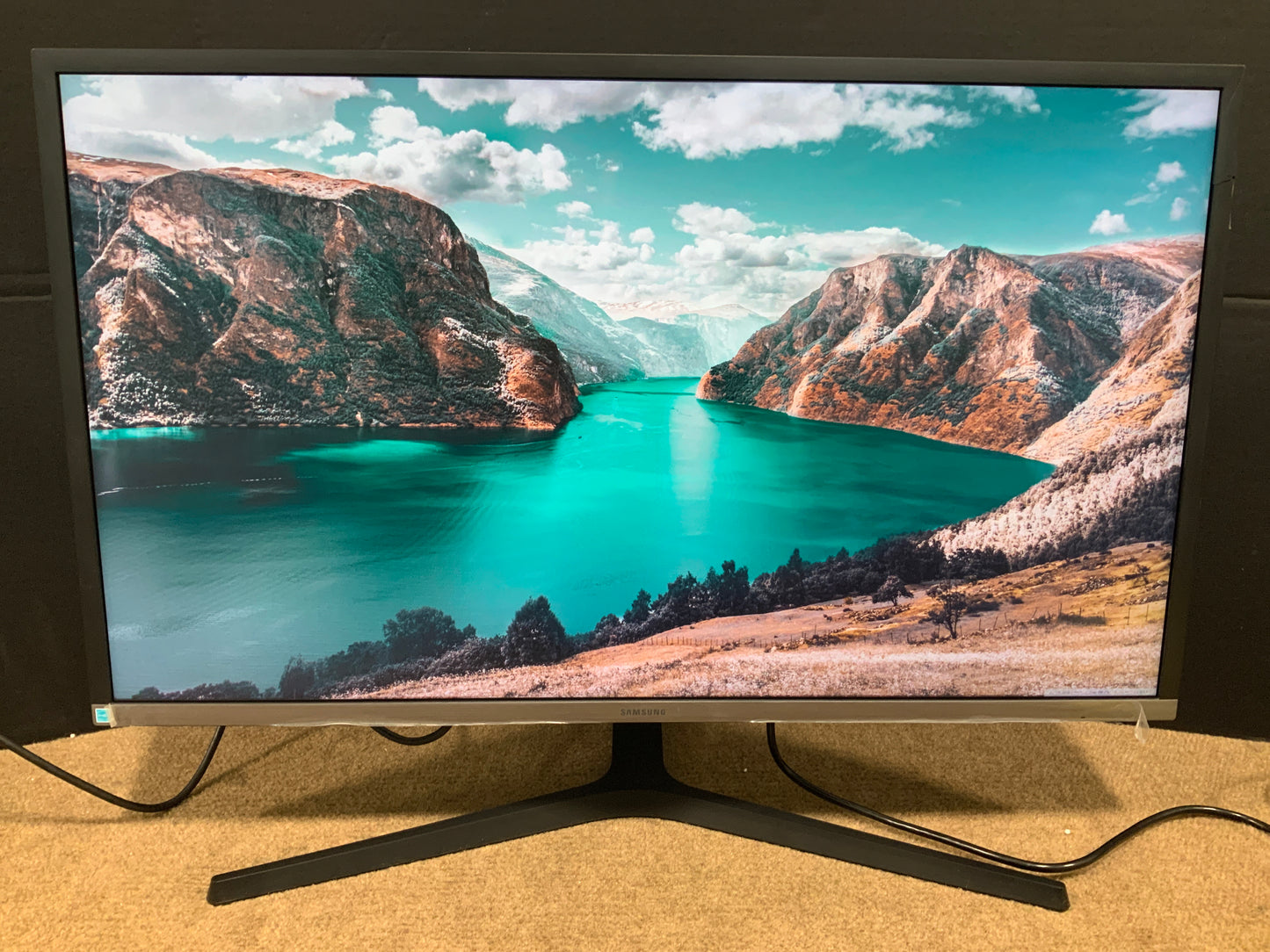 Samsung-UH85-31-5--LED-LCD-Display--4K-