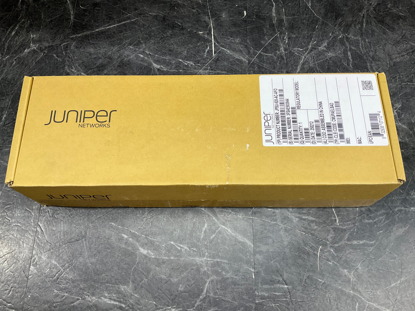 Juniper-Networks-920-watt-Power-Supply--EX34000-