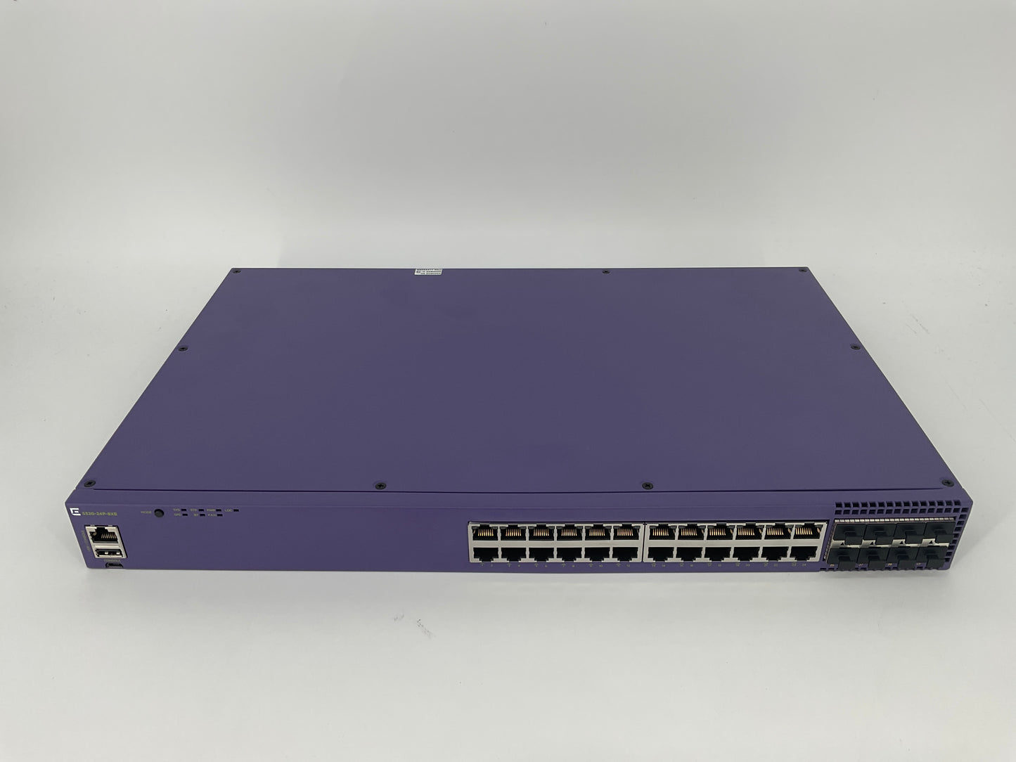 Extreme-Networks-ExtremeSwitching-5320-24-port-10-100-1000---4-port-10-Gigabit-SFP--Switch