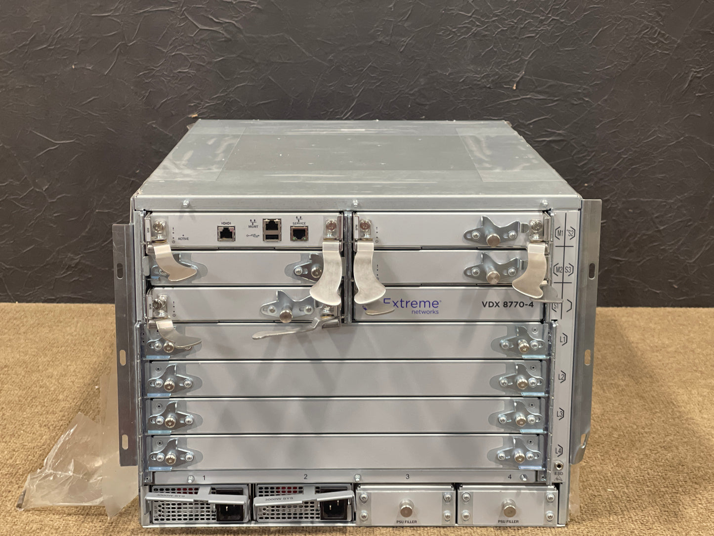 Brocade-VDX-8770-96-port-10-Gigabit-SFP--Switch