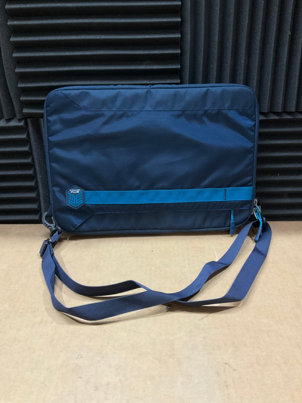 STM-Bags-Blazer-Sleeve--dark-navy-