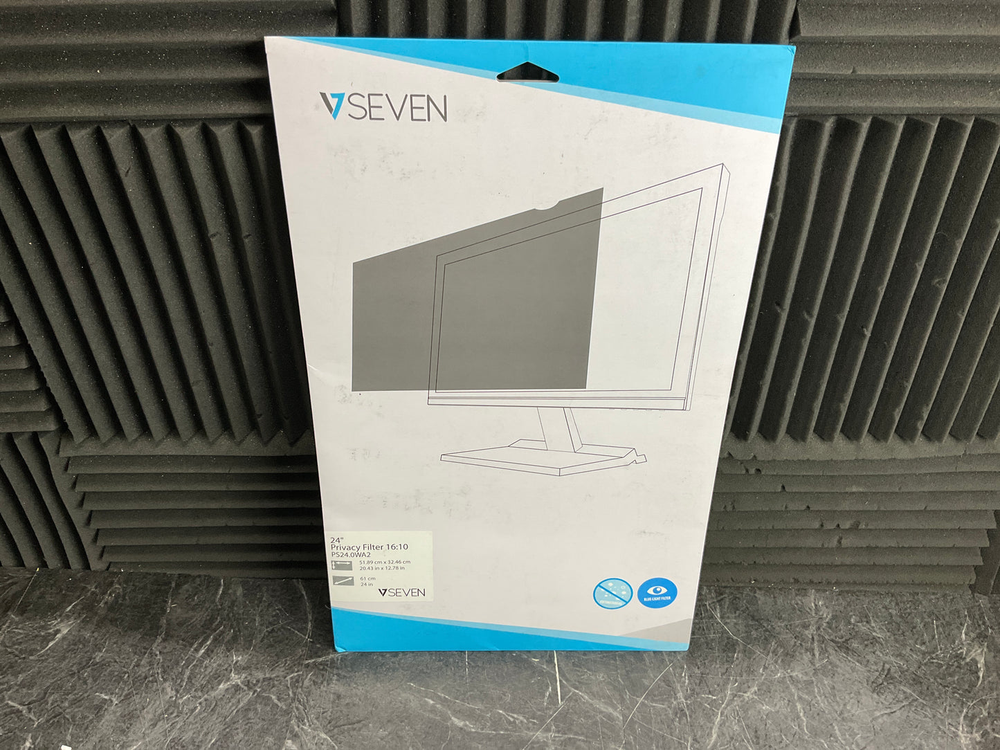 V7-LCD-Privacy-Filter--24-inch-Widescreen-
