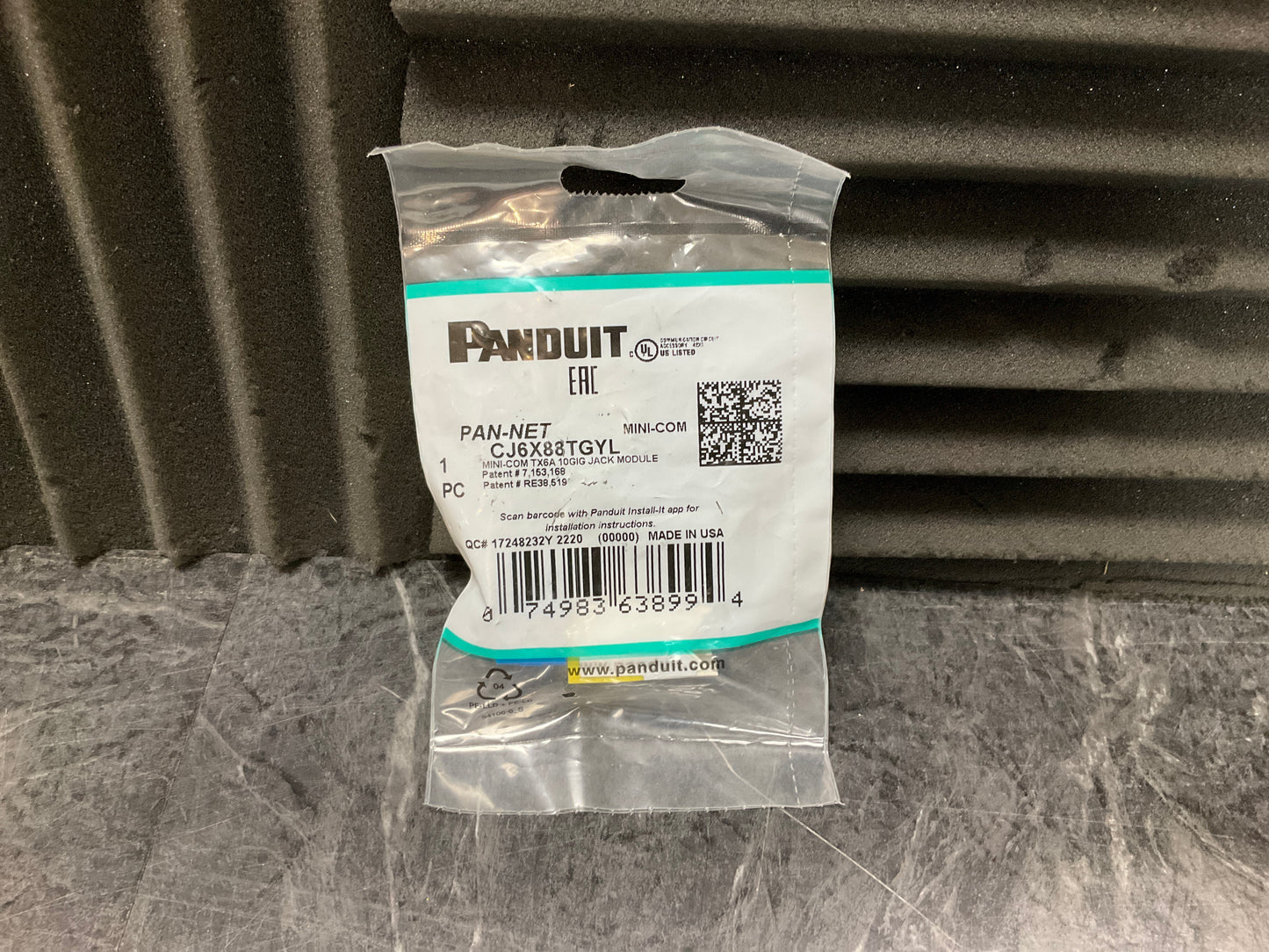 Panduit-MINI-COM-CAT-6-Modular-Insert--yellow-