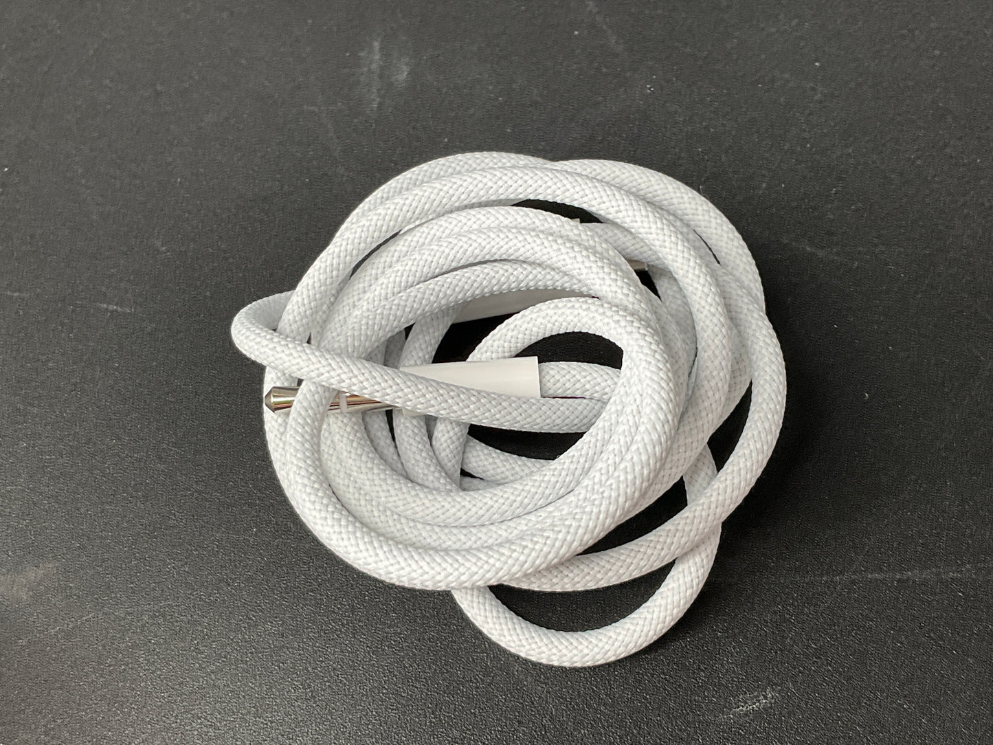 Apple-USB-C-to-3-5mm-Audio-Cable--1-2-meter---white-
