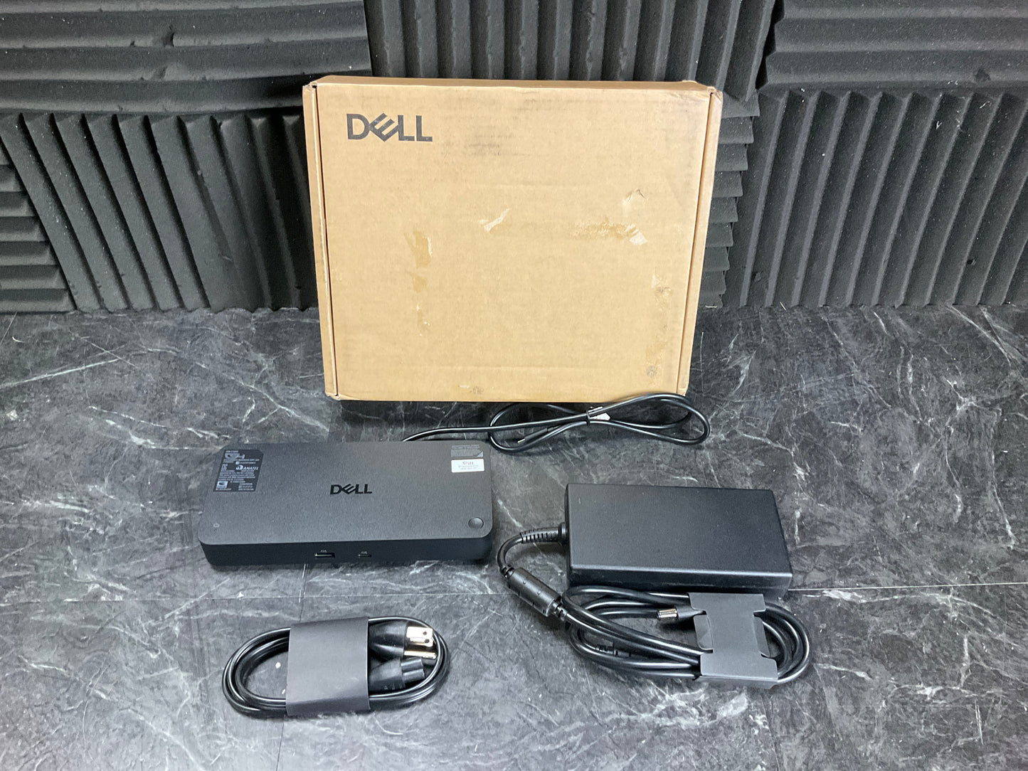 Dell-Pro-Thunderbolt4-SD25TB4-Dock