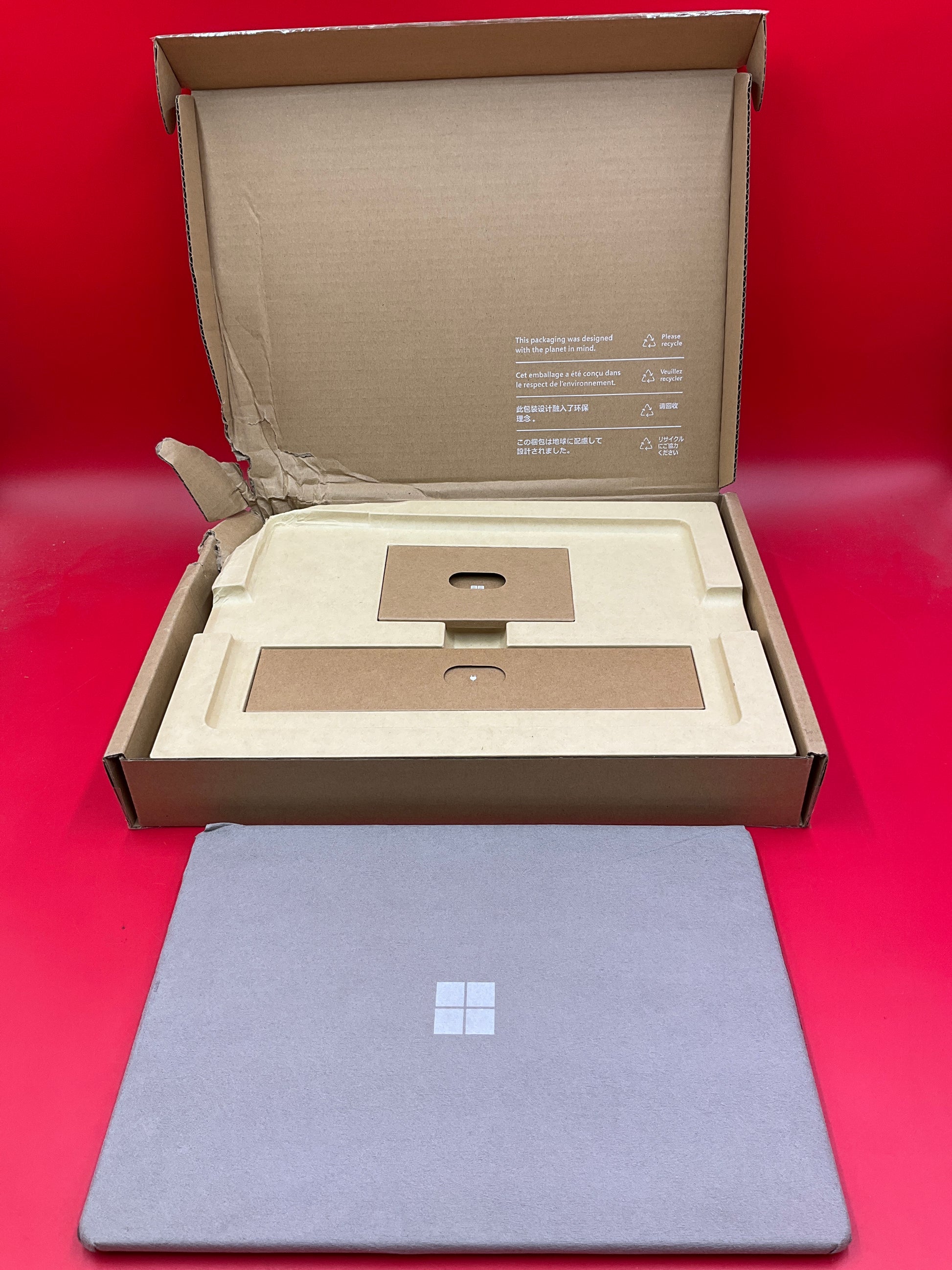 Microsoft-Surface-Pro-9-i7-1265U-16GB-256GB-13T-W11P--platinum-