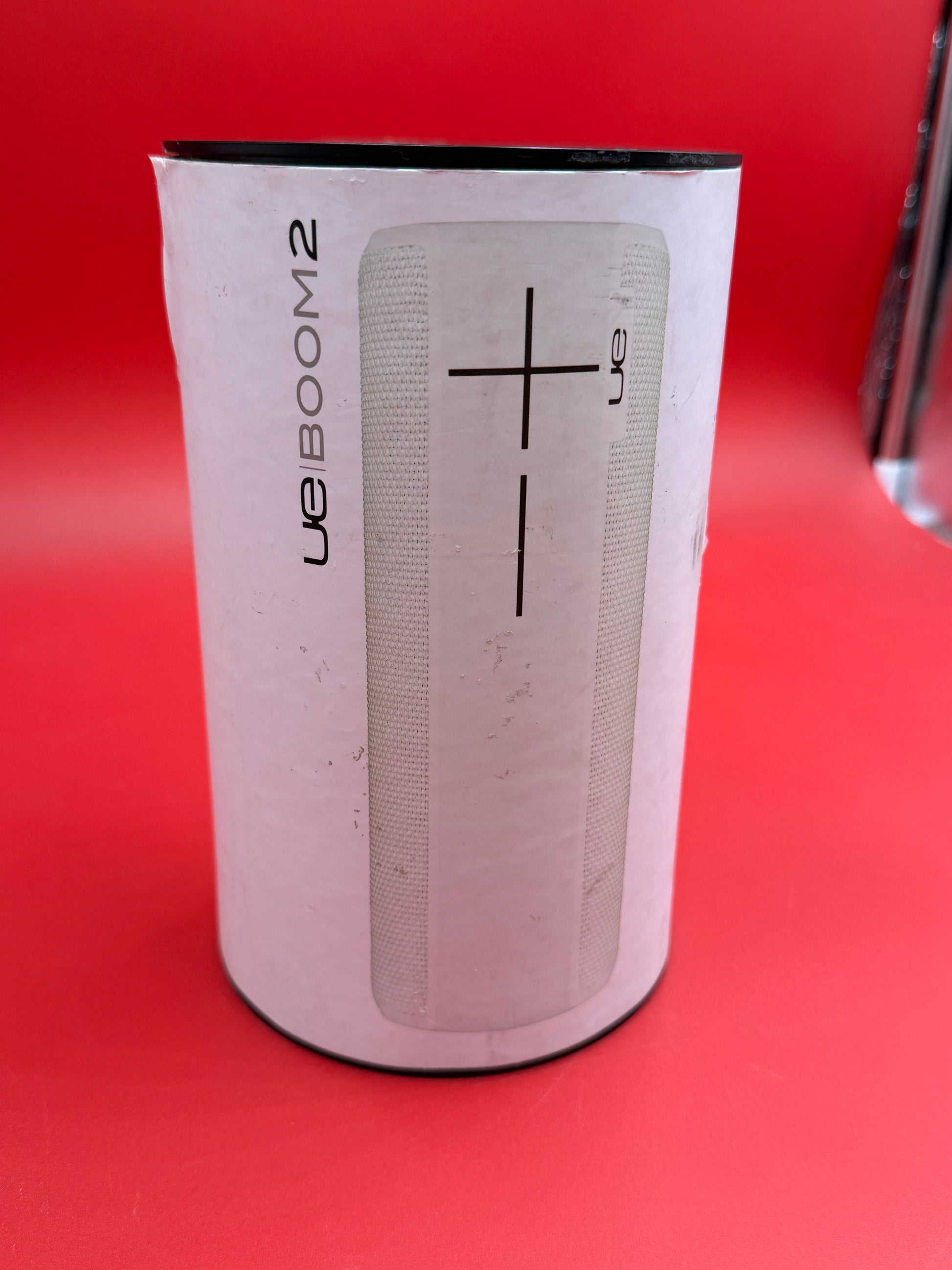 Logitech-Ultimate-Ears-Boom-2-Speaker--Yeti-Edition-