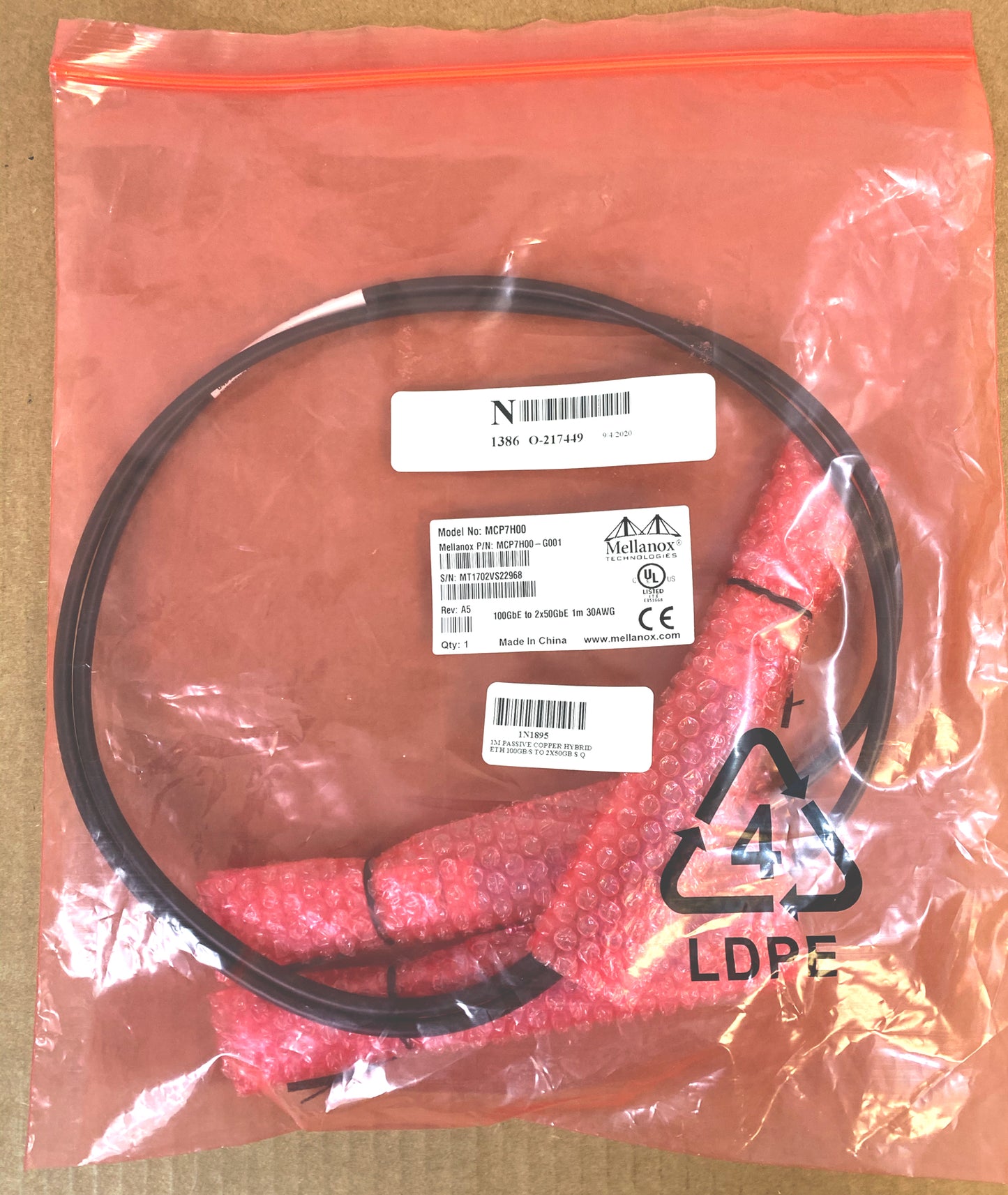 Mellanox-LinkX-100-Gigabit-QSFP28-to-2x-50-Gigabit-QSFP28-Cable--1-meter-