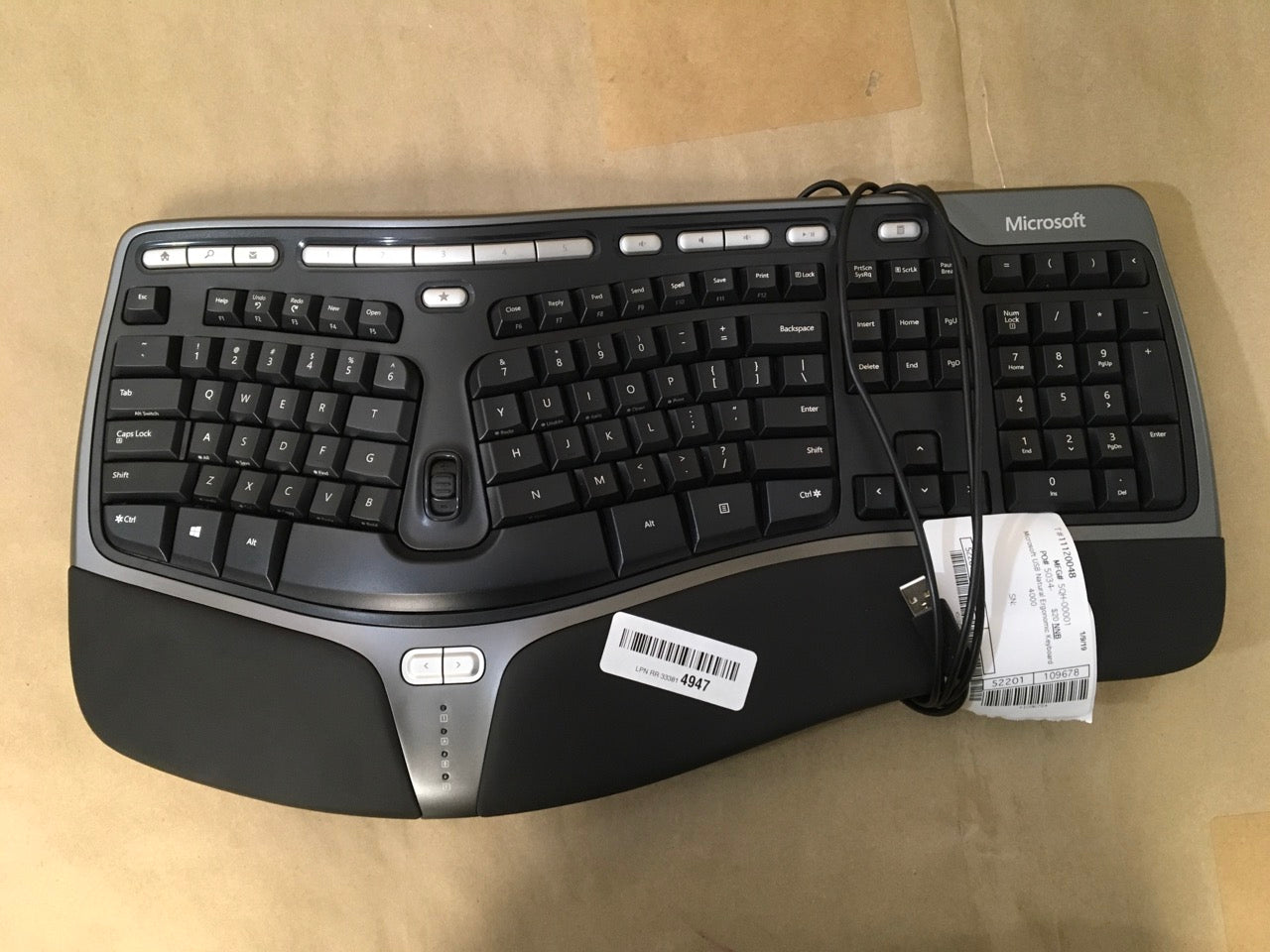 Microsoft-USB-Natural-Ergonomic-Keyboard-4000