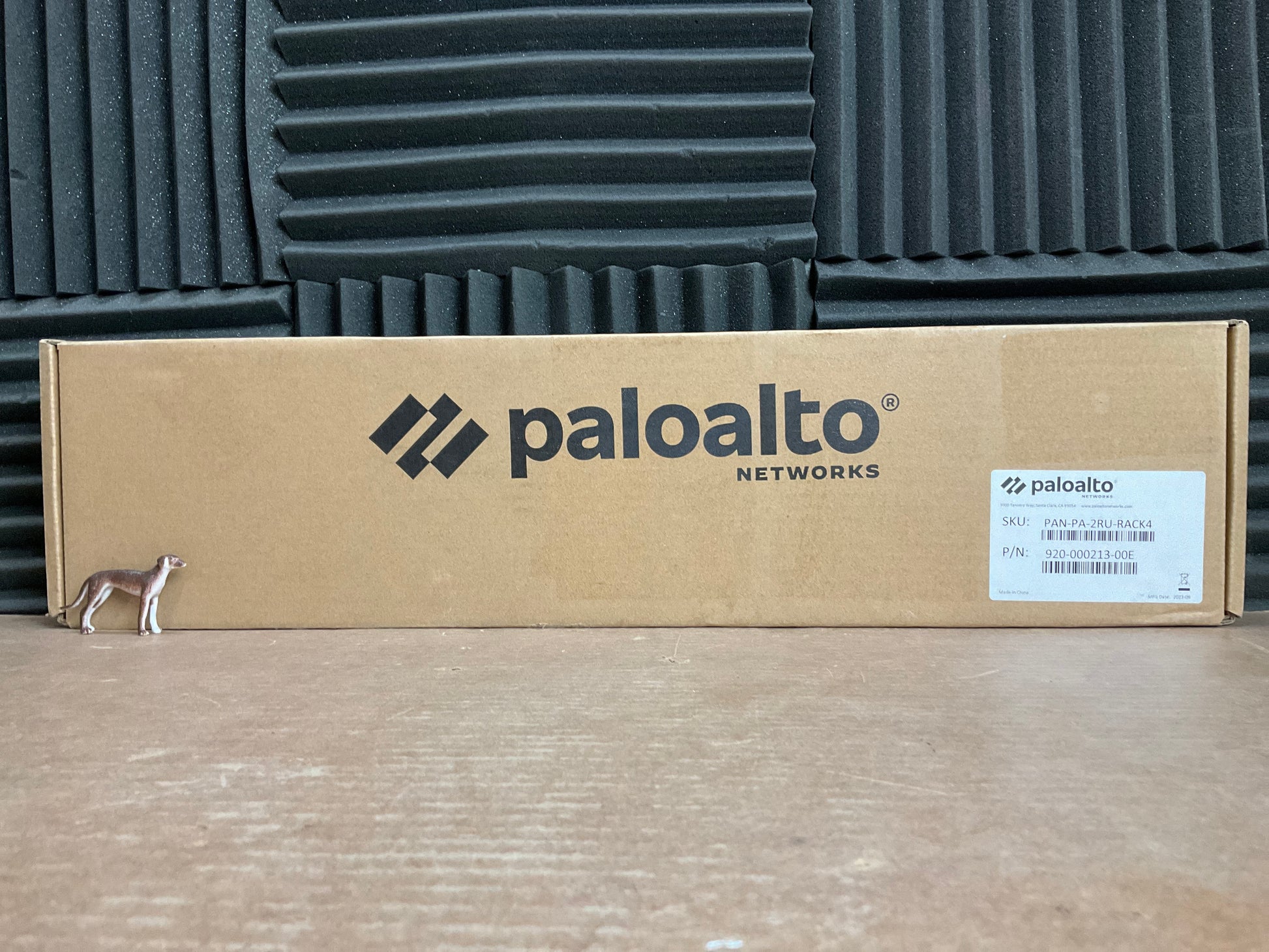 Palo-Alto-Networks-4-Post-Rack-Mount-Kit