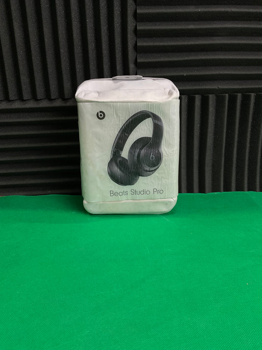 Apple-Beats-Studio-Pro-Wireless-Headphones--black-