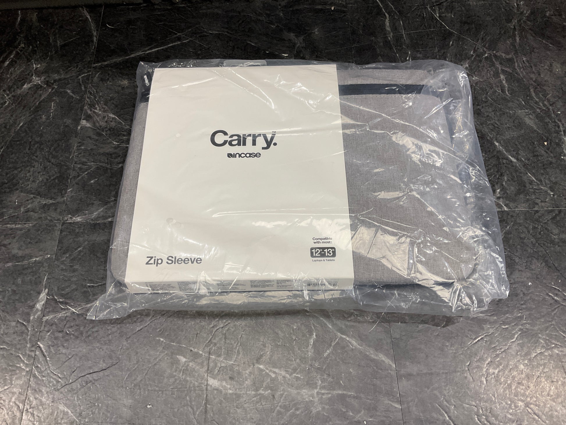 Incase-13-Inch-Laptop-Carry-Zip-Sleeve--Cement-Grey-