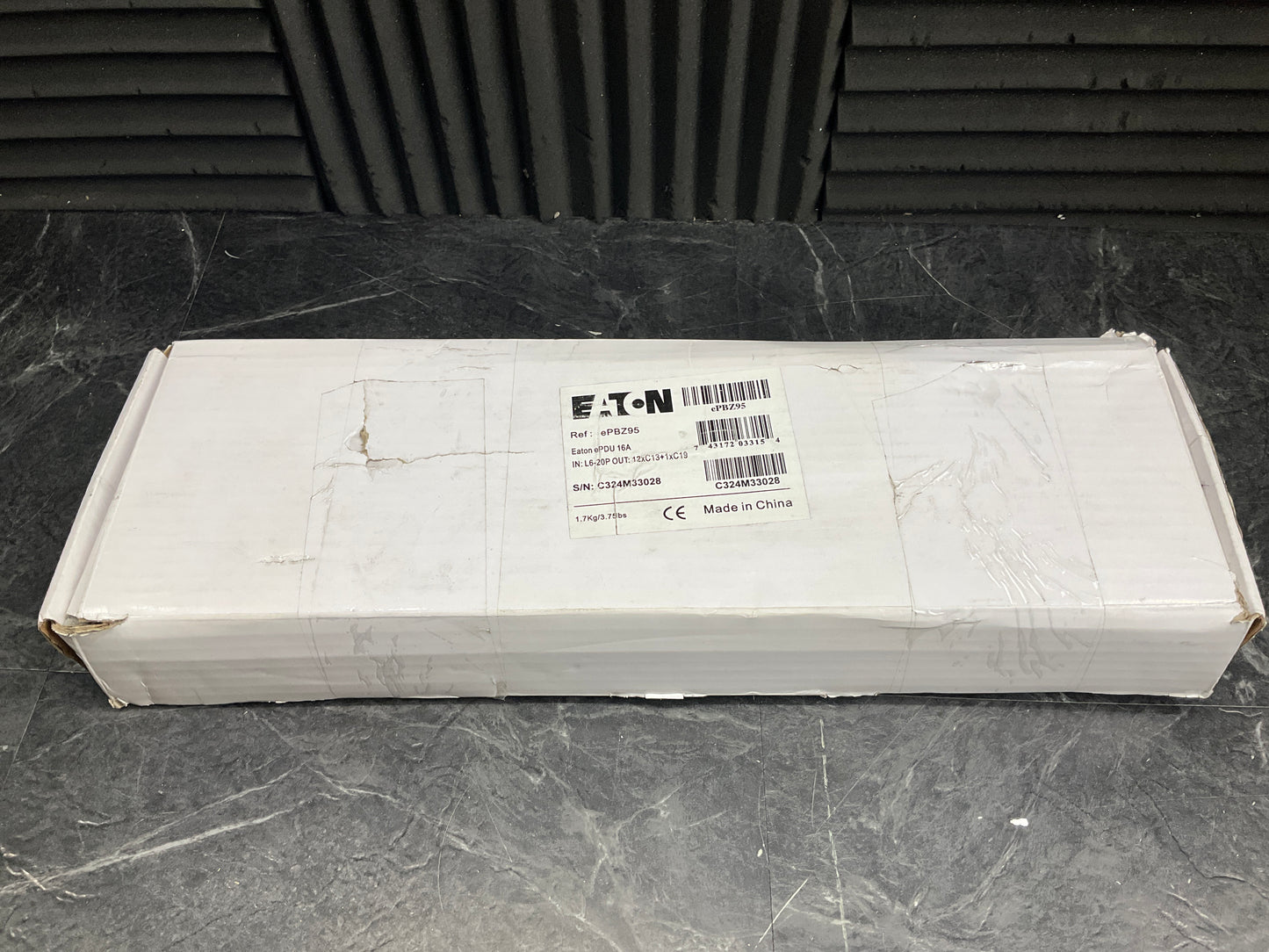 Eaton-PDU-Basic-12-Outlet