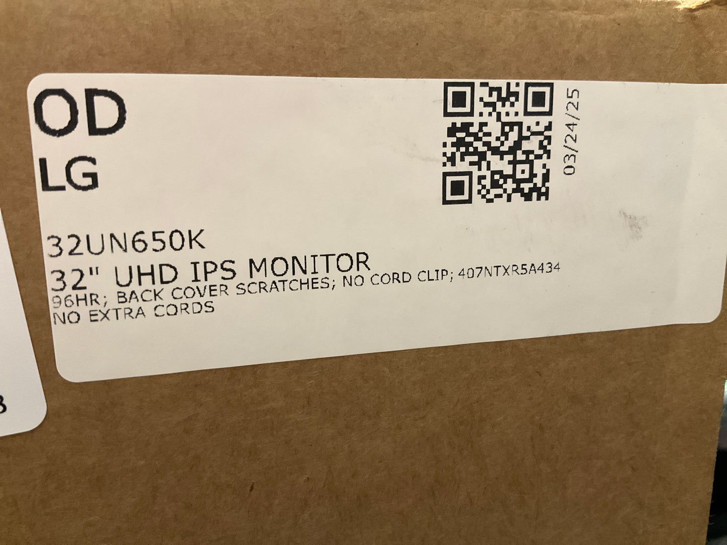 LG-UltraFine-32--LED-LCD-Monitor--4K-