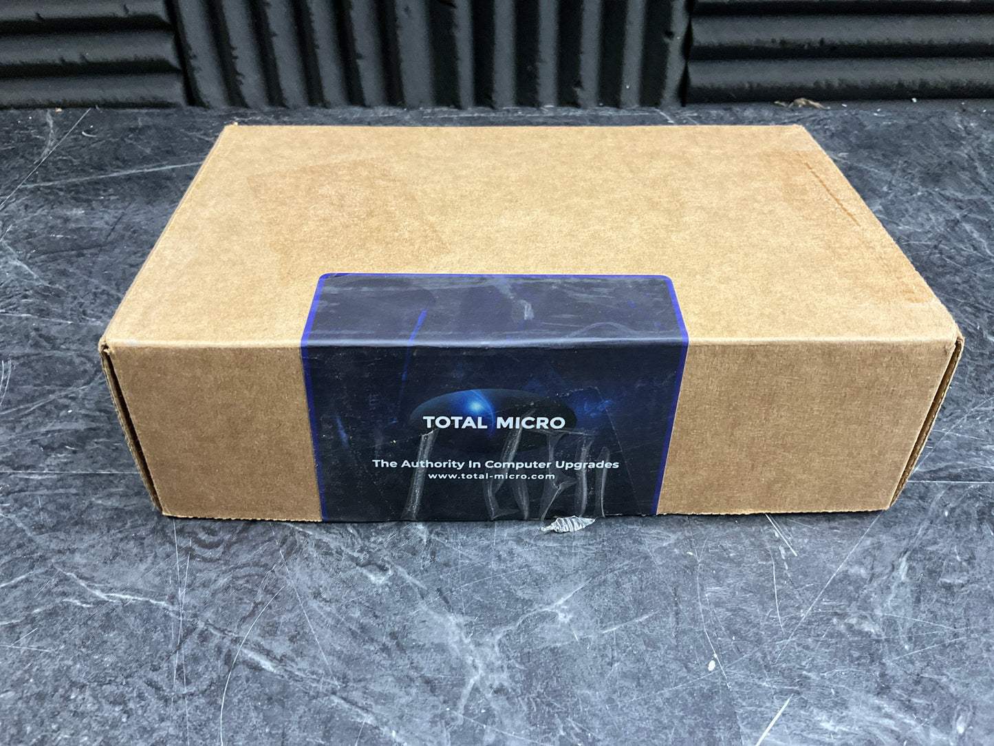 Total-Micro-90W-AC-Adapter