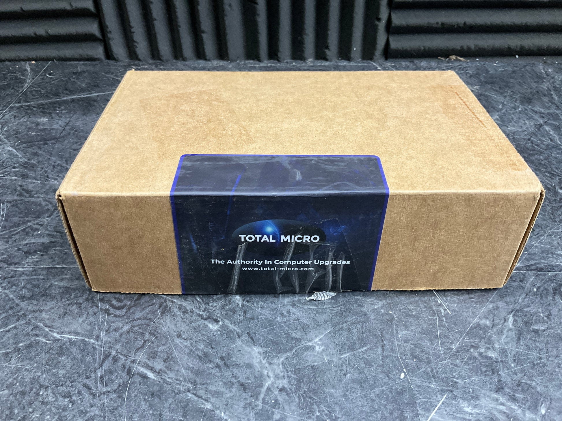 Total-Micro-90W-AC-Adapter