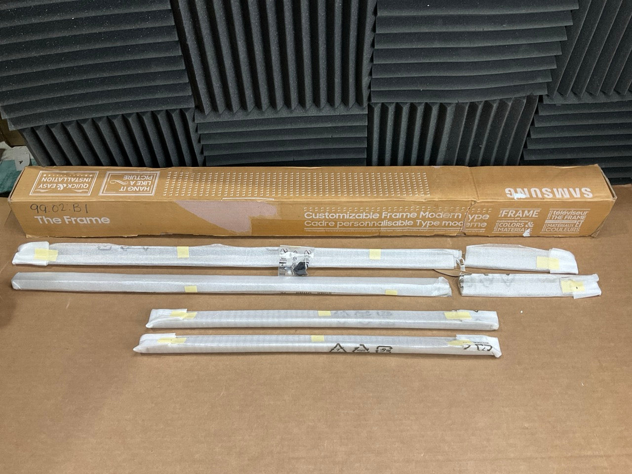 Samsung-43--TV-Customizable-Frame-Bezel--2021---teak-